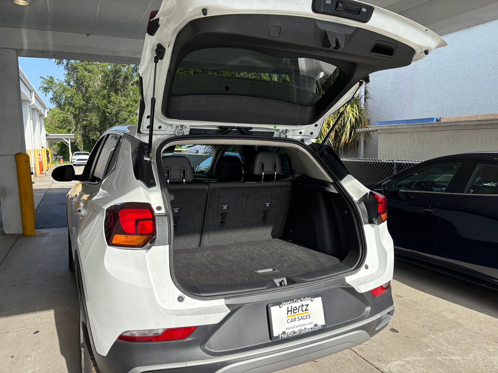 Thumbnail: 2025 Buick Encore GX - 6