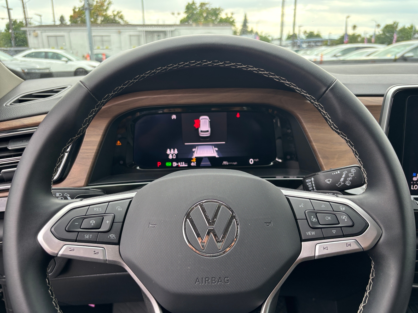 Thumbnail: 2026 Volkswagen Atlas - 4