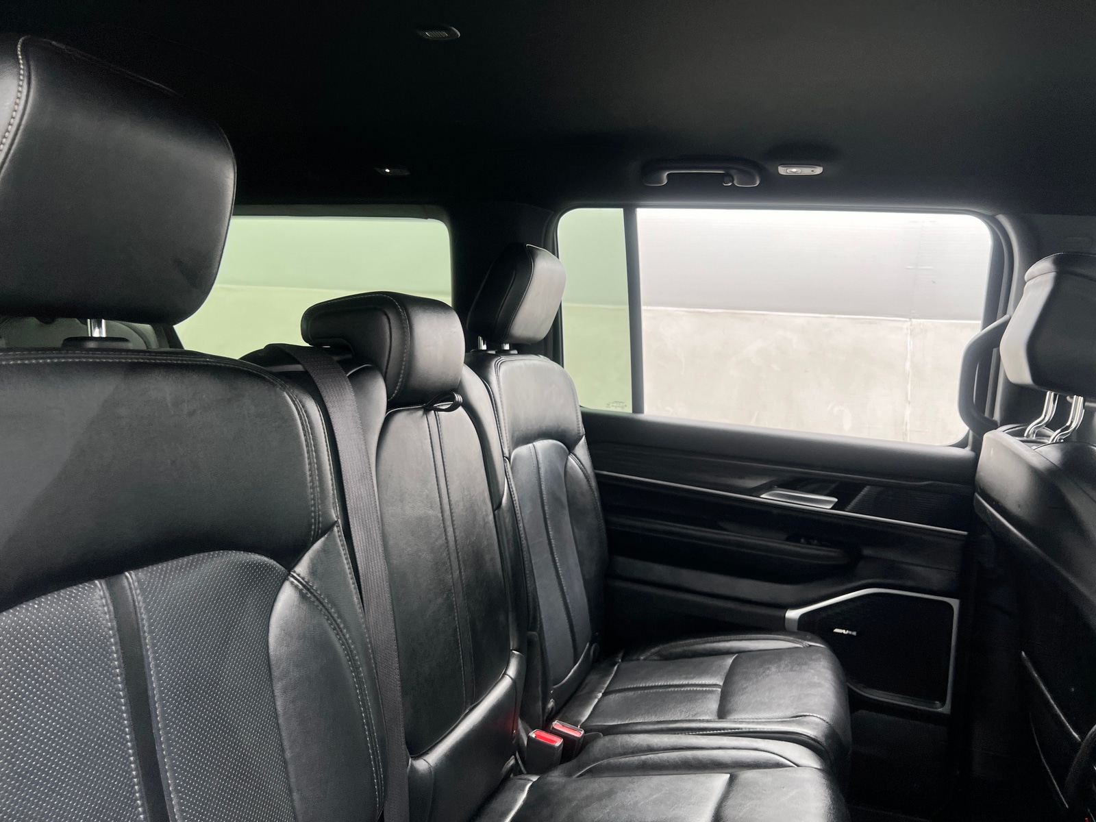 Thumbnail: 2024 Jeep Wagoneer - 5