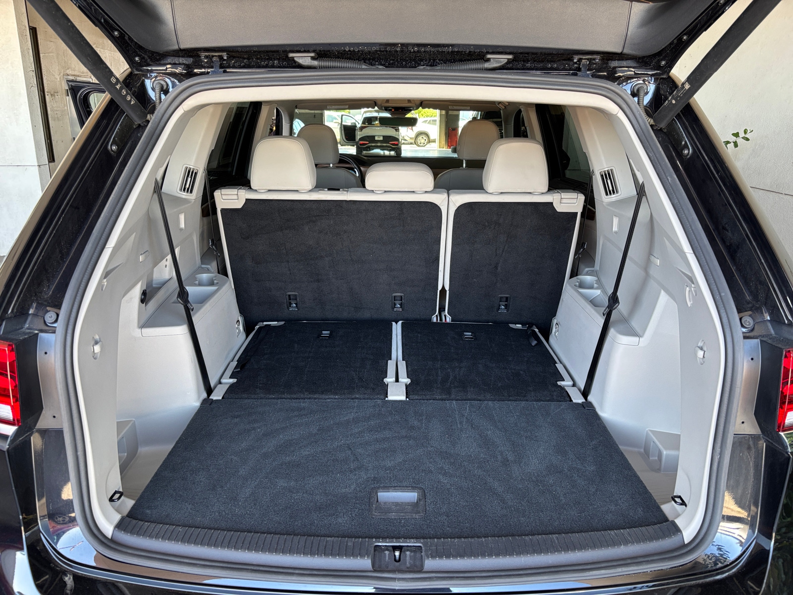 Thumbnail: 2026 Volkswagen Atlas - 7