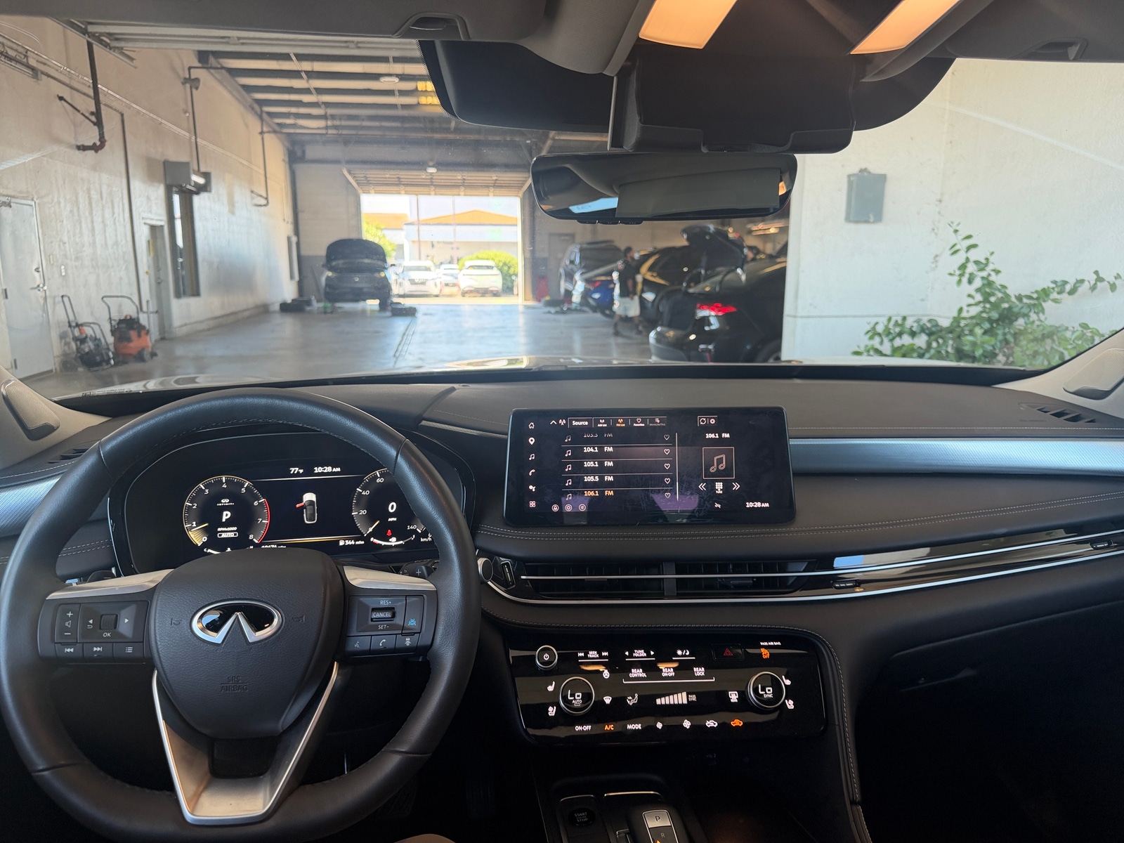 Thumbnail: 2026 INFINITI QX60 - 2