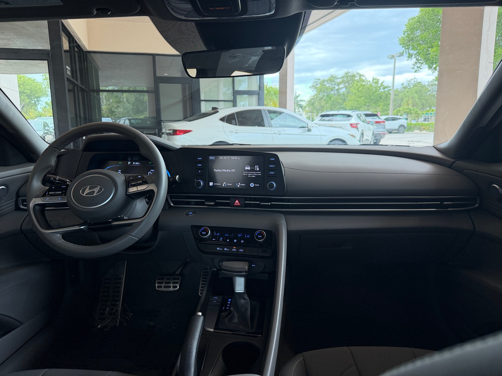 Thumbnail: 2026 Hyundai Elantra - 3