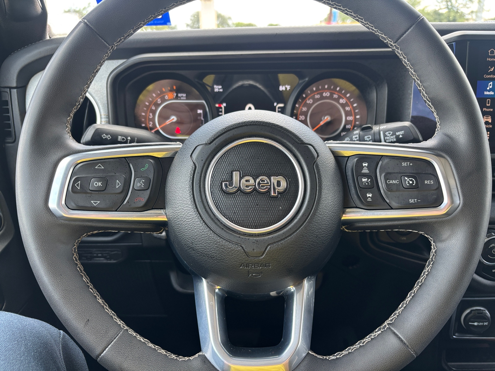 Thumbnail: 2025 Jeep Wrangler - 5