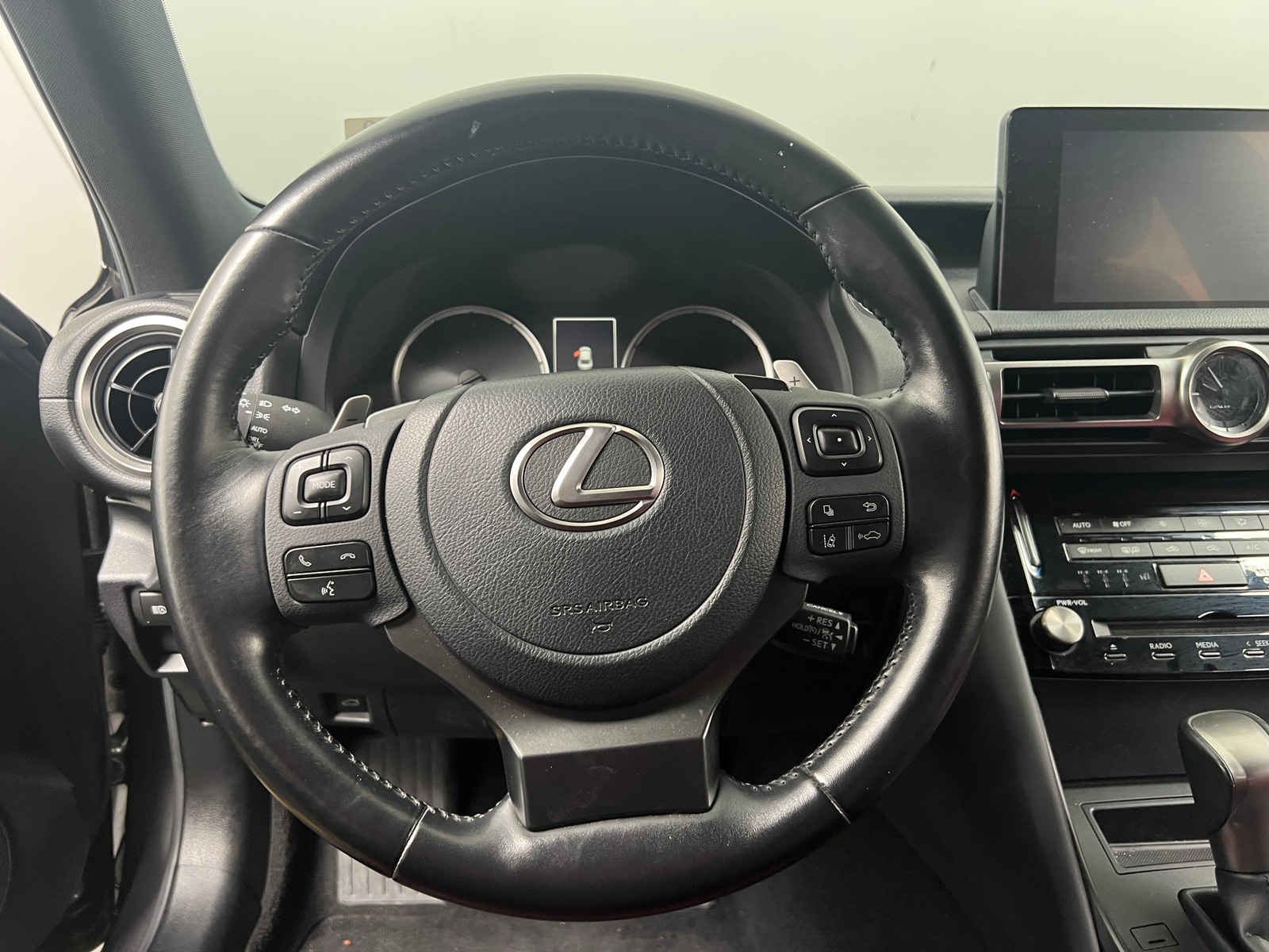 Thumbnail: 2021 Lexus IS - 5
