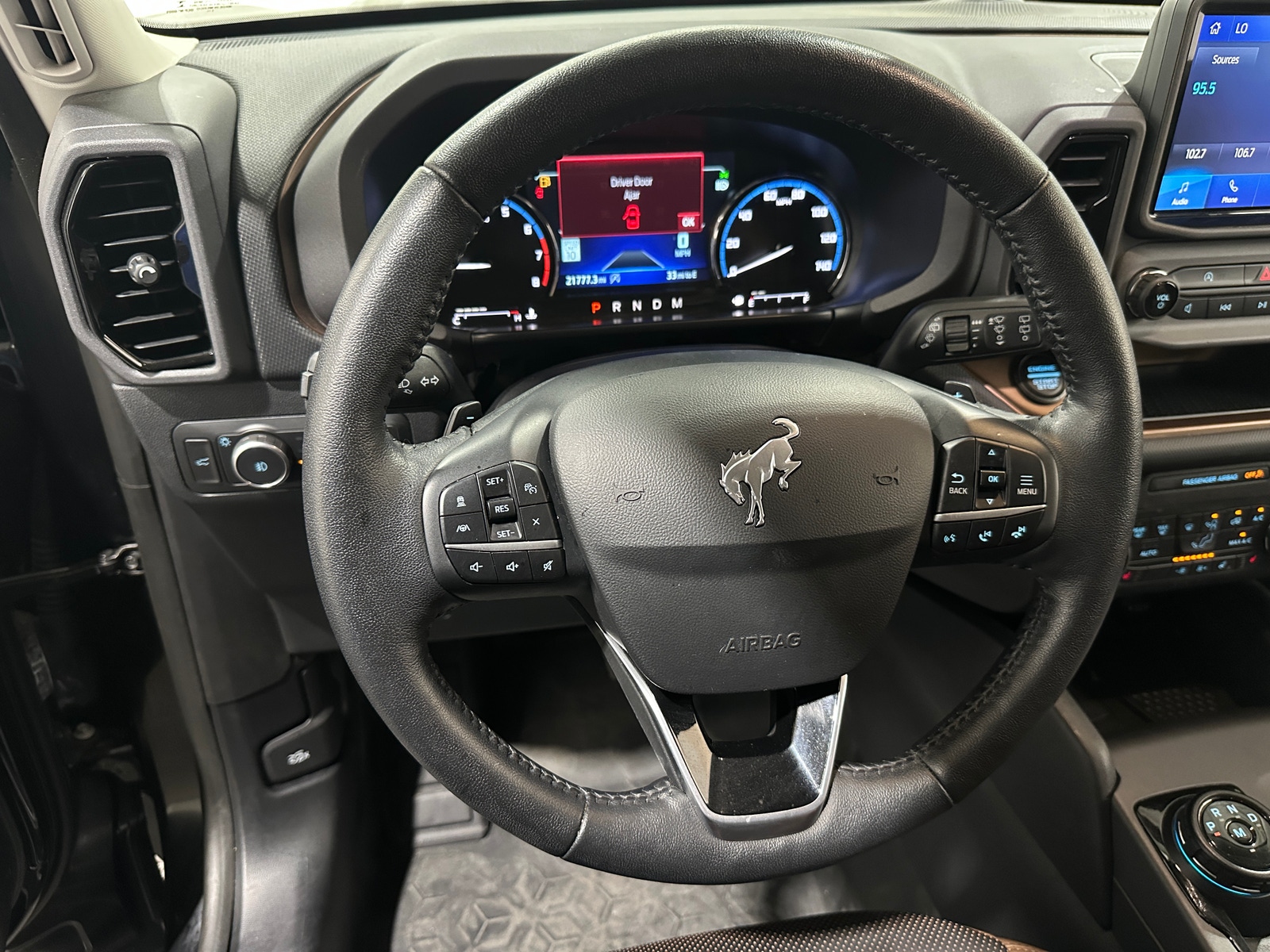 Thumbnail: 2022 Ford Bronco Sport - 5