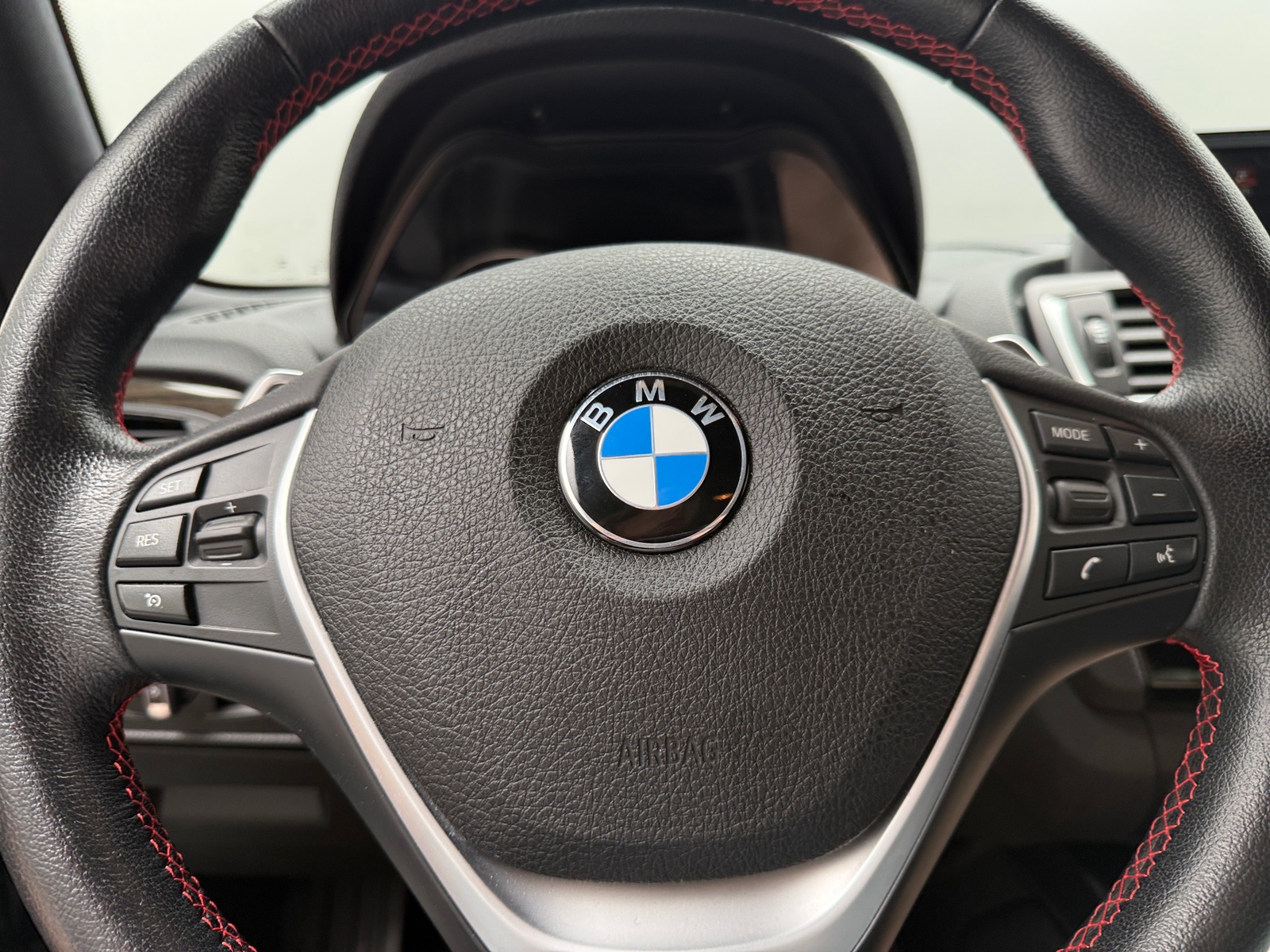 Thumbnail: 2016 BMW 2 Series - 4