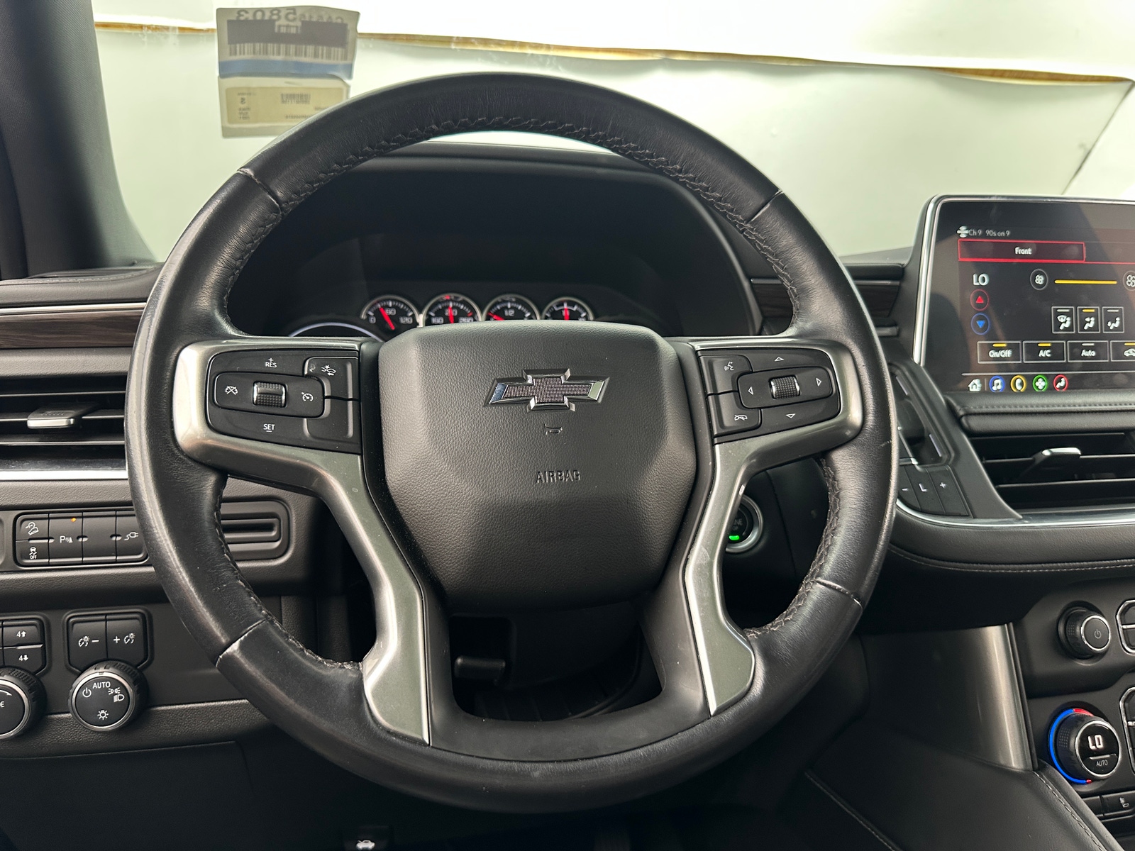 Thumbnail: 2021 Chevrolet Tahoe - 4