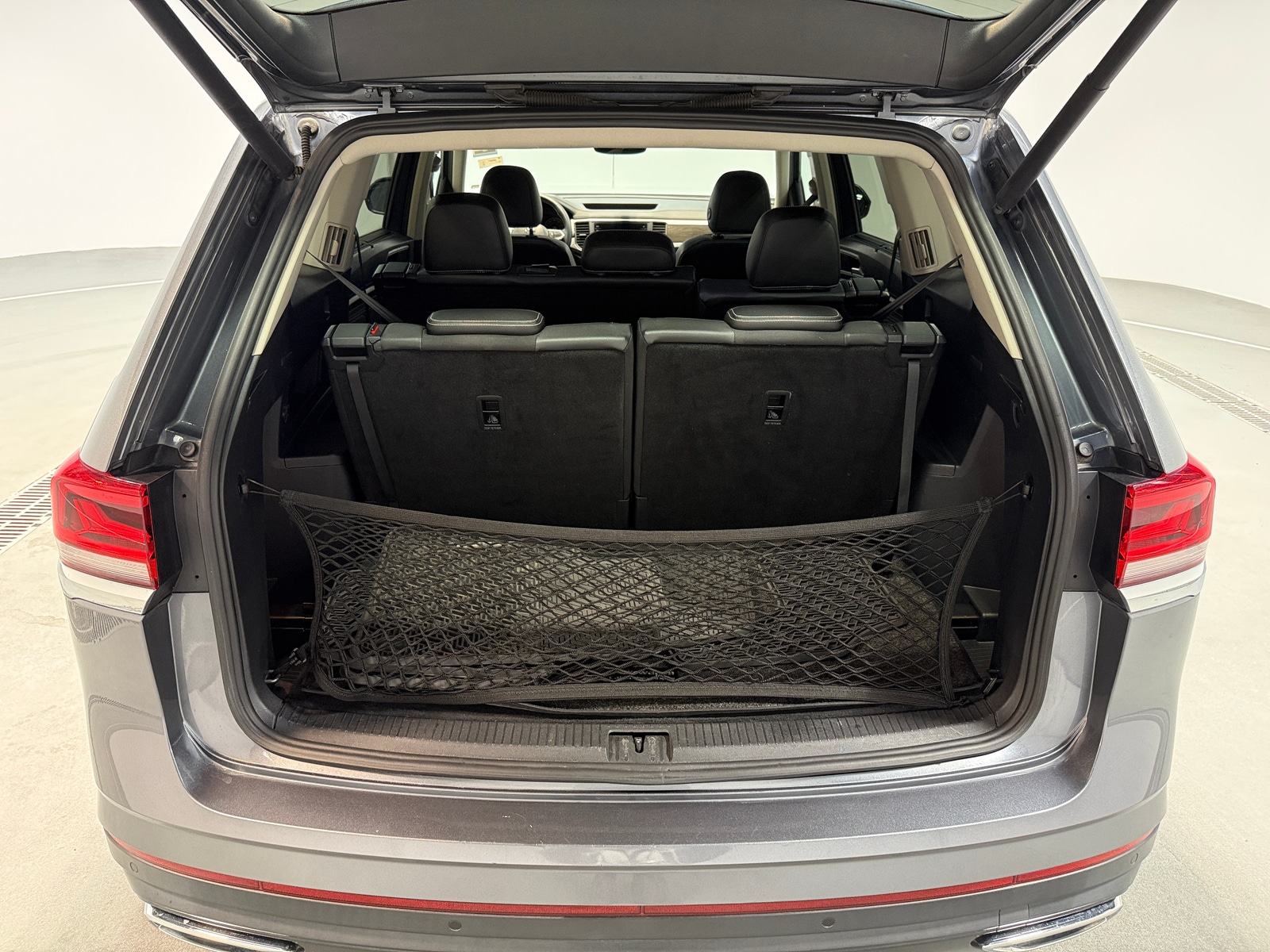 Thumbnail: 2021 Volkswagen Atlas - 6