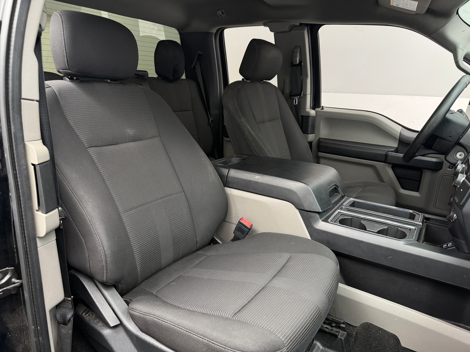 Thumbnail: 2018 Ford Econoline - 2