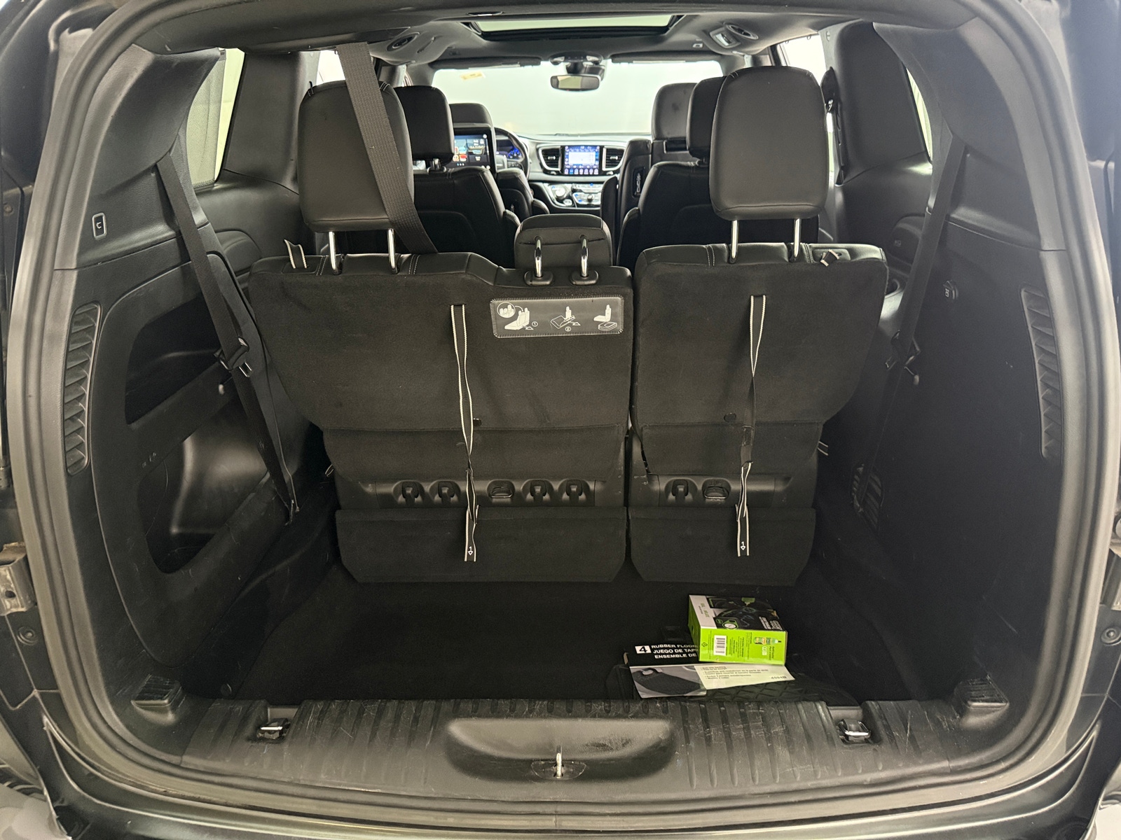 Thumbnail: 2019 Chrysler Pacifica - 6