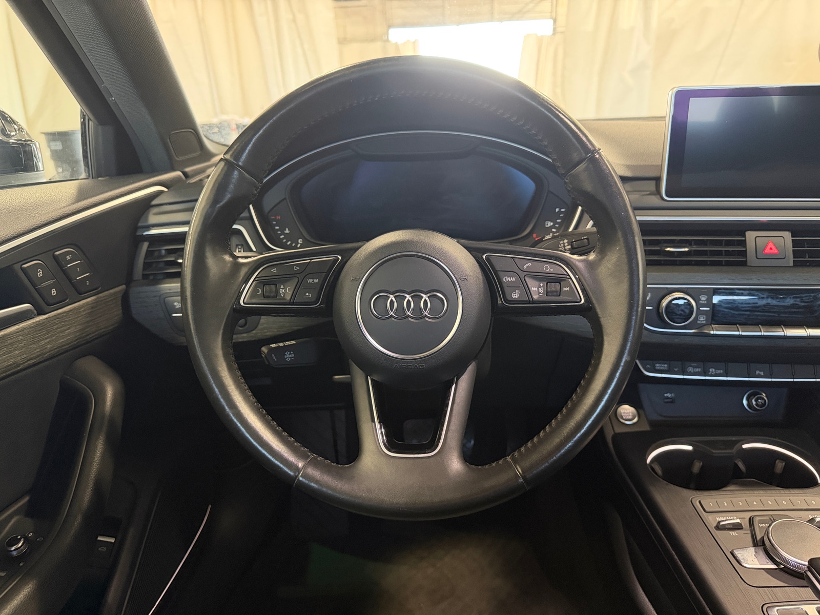Thumbnail: 2018 Audi A4 - 4
