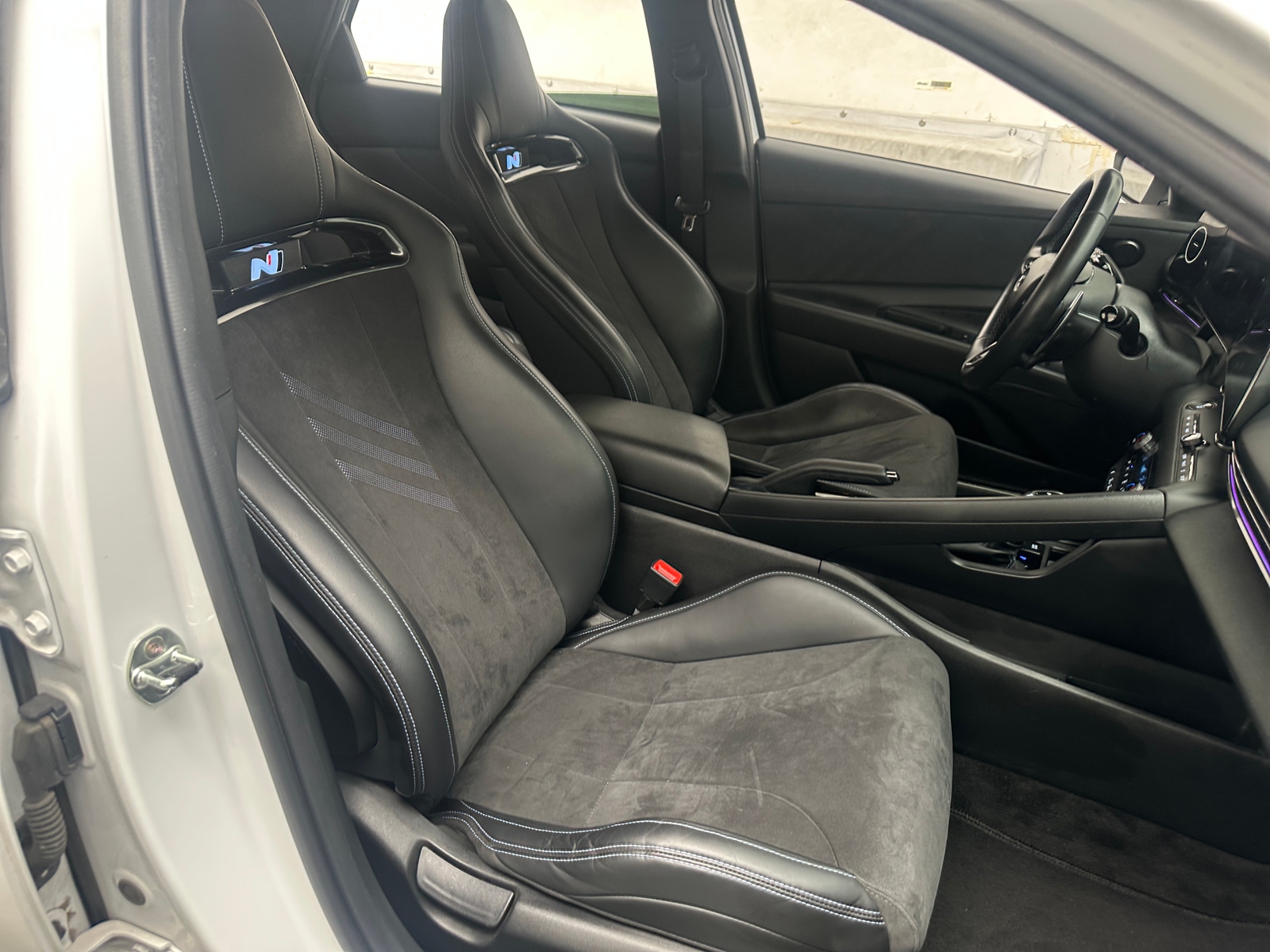 Thumbnail: 2022 Hyundai Elantra - 2