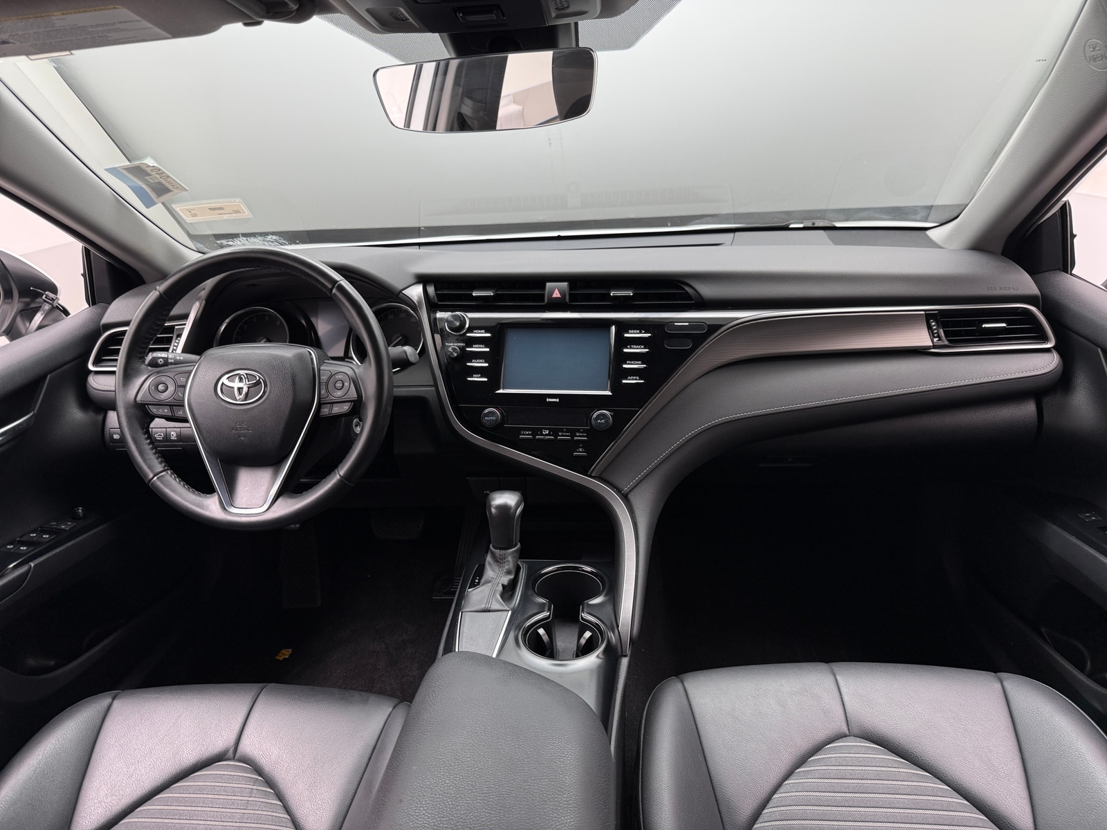 Thumbnail: 2020 Toyota Camry - 3