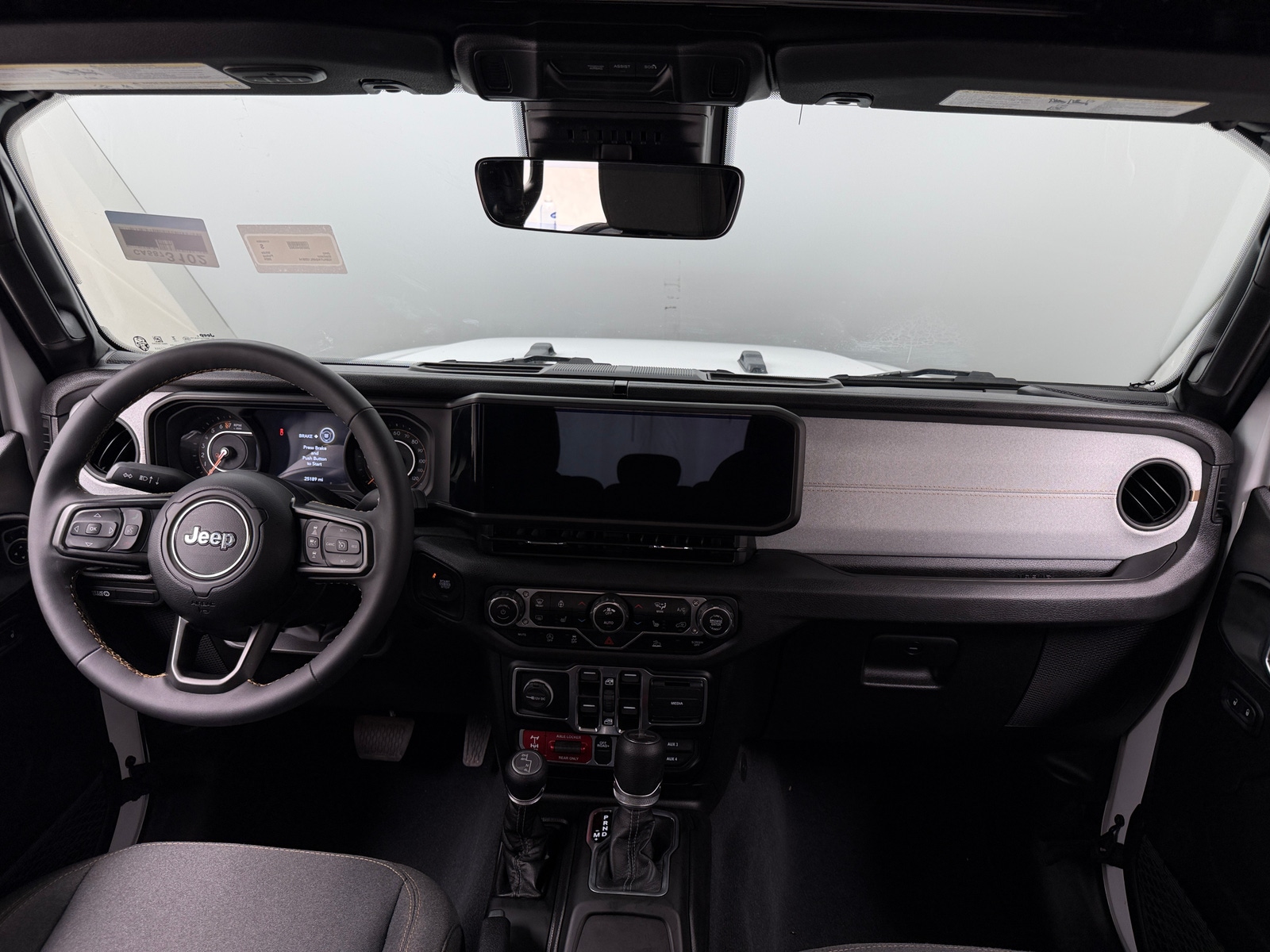 Thumbnail: 2024 Jeep Gladiator - 3