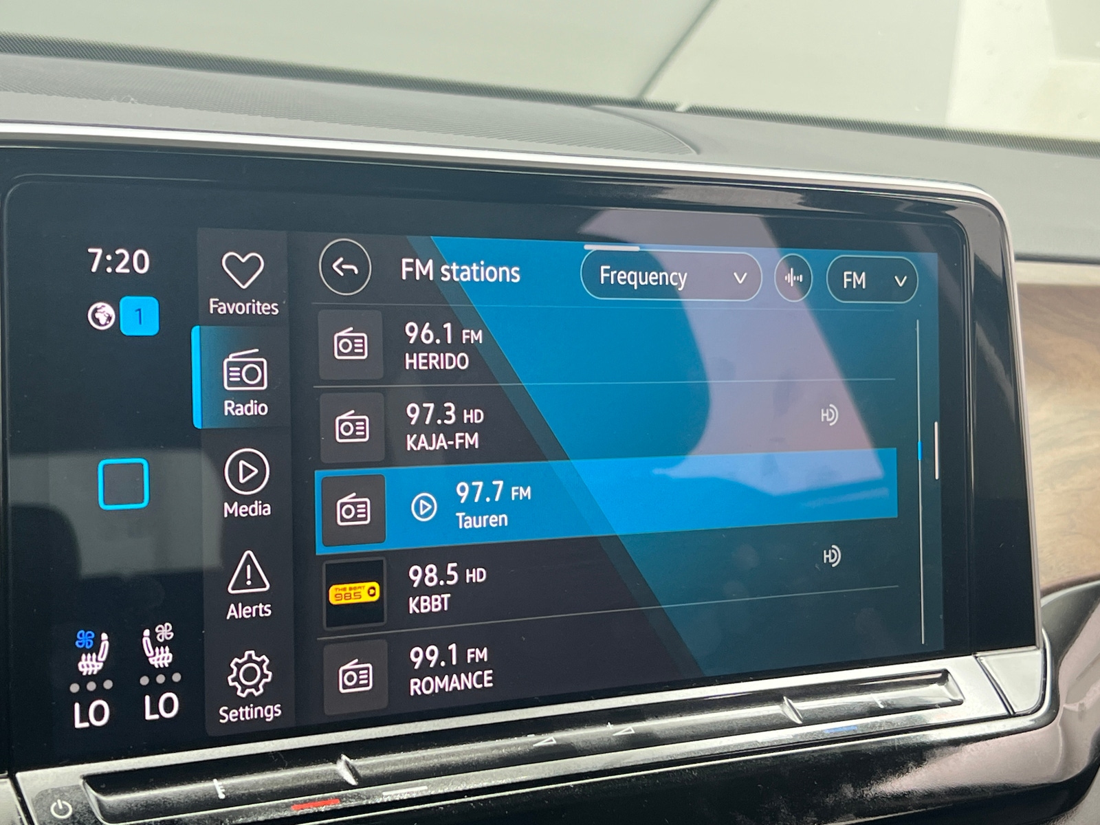 Thumbnail: 2026 Volkswagen Atlas - 3