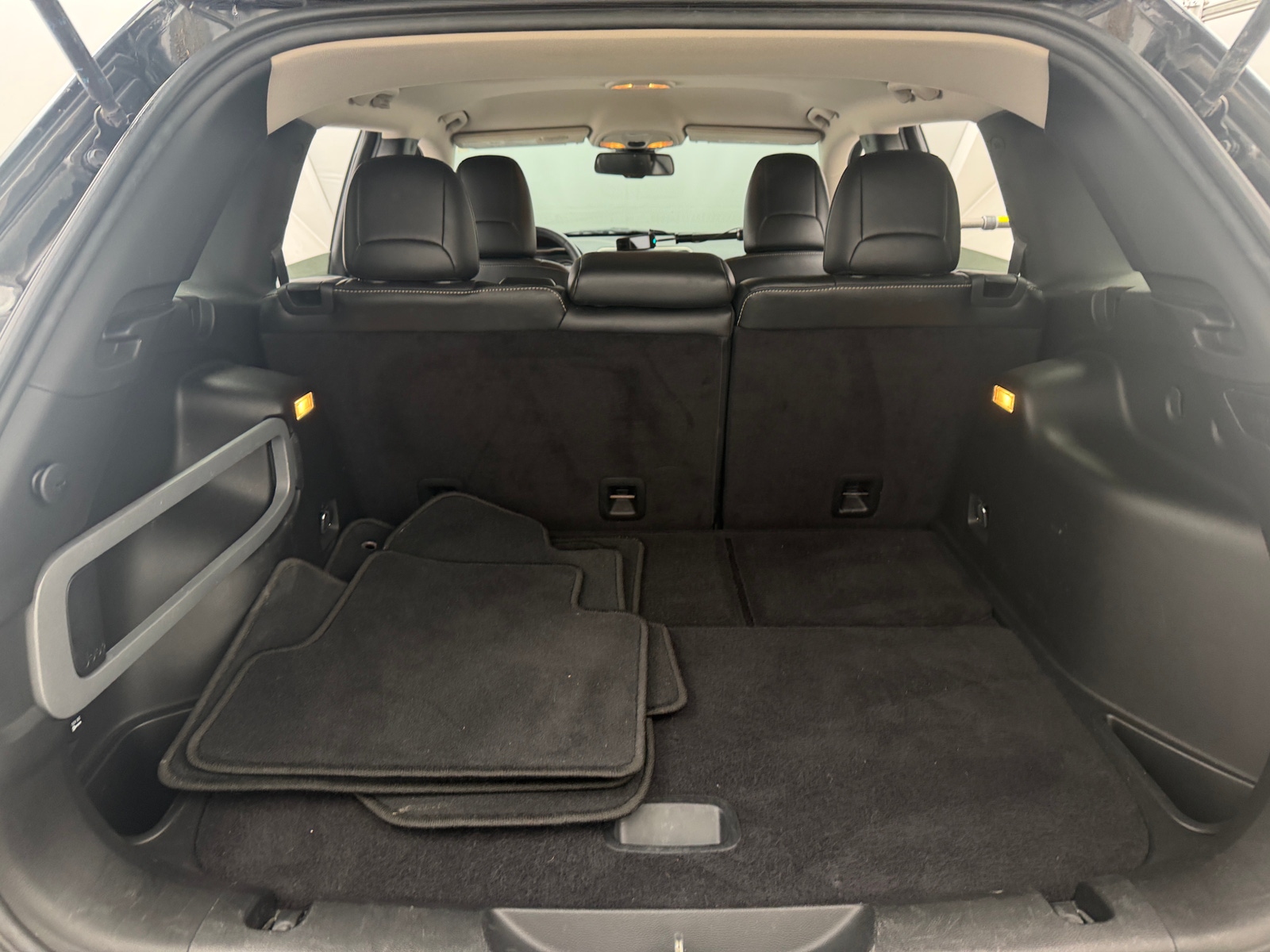 Thumbnail: 2015 Jeep Cherokee - 6