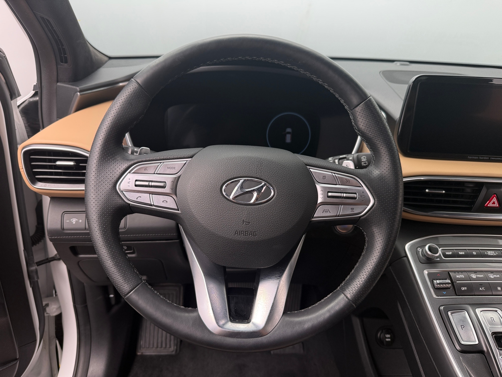 Thumbnail: 2023 Hyundai Santa Fe - 4