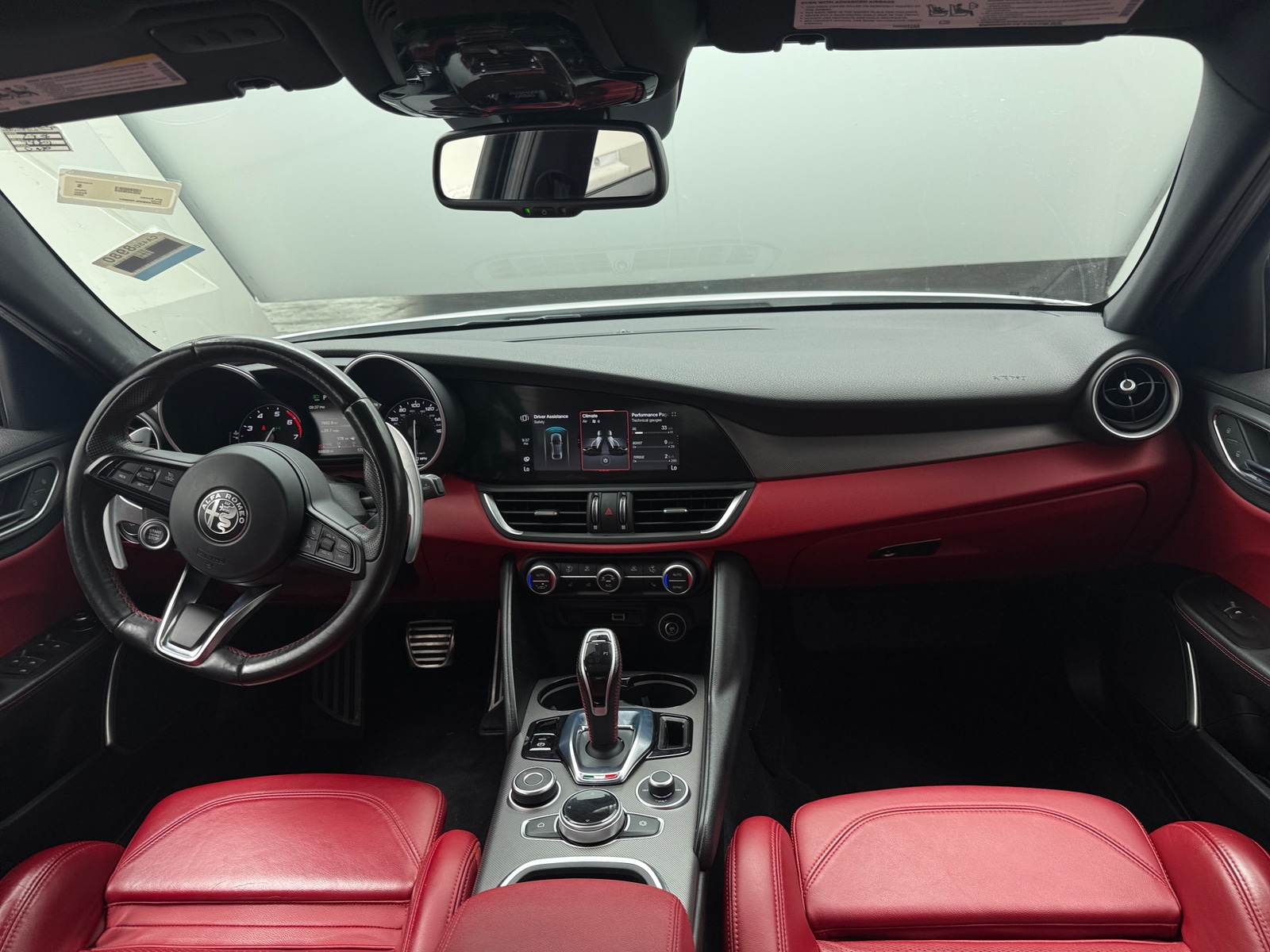Thumbnail: 2020 Alfa Romeo Giulia - 2