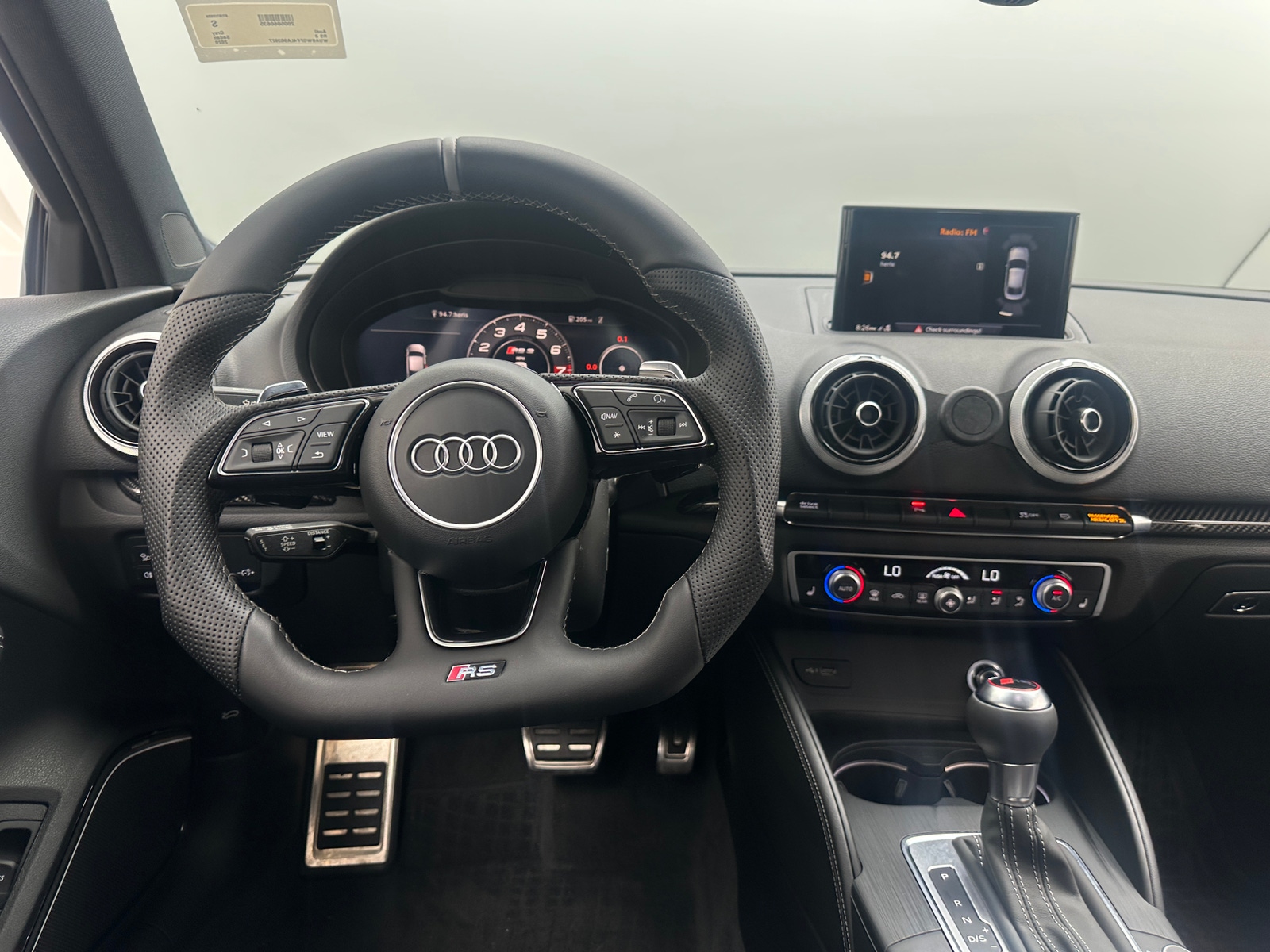 Thumbnail: 2020 Audi RS 3 - 4
