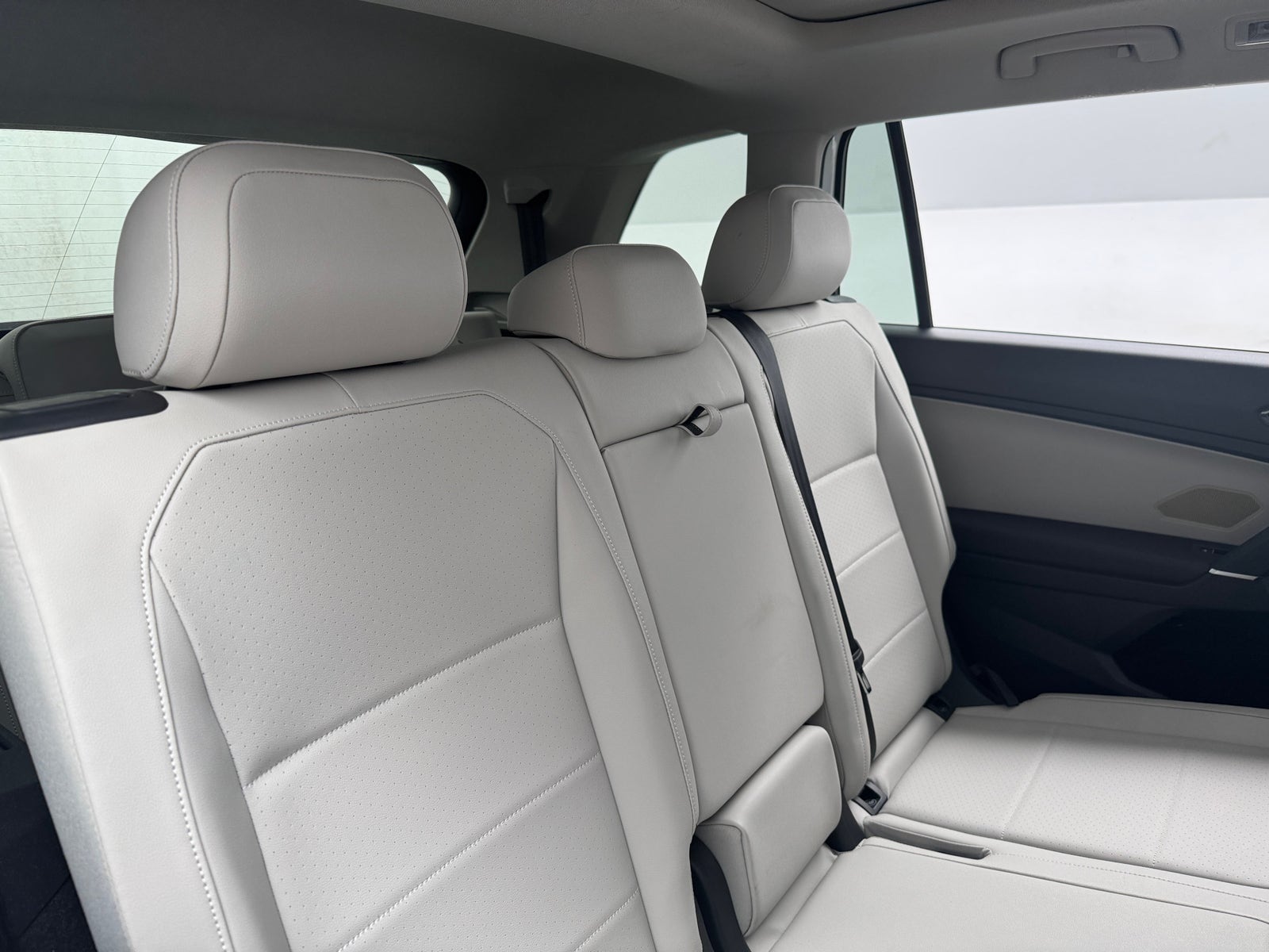 Thumbnail: 2018 Volkswagen Tiguan - 5