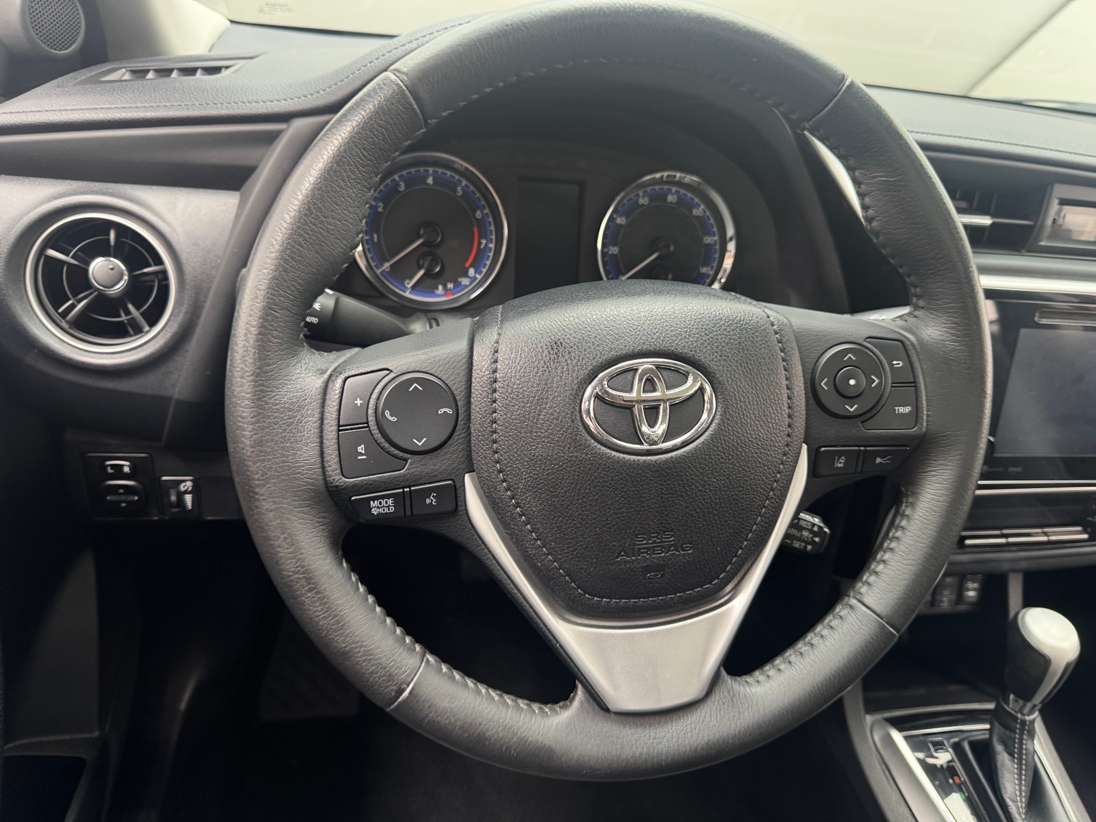 Thumbnail: 2018 Toyota Corolla - 5