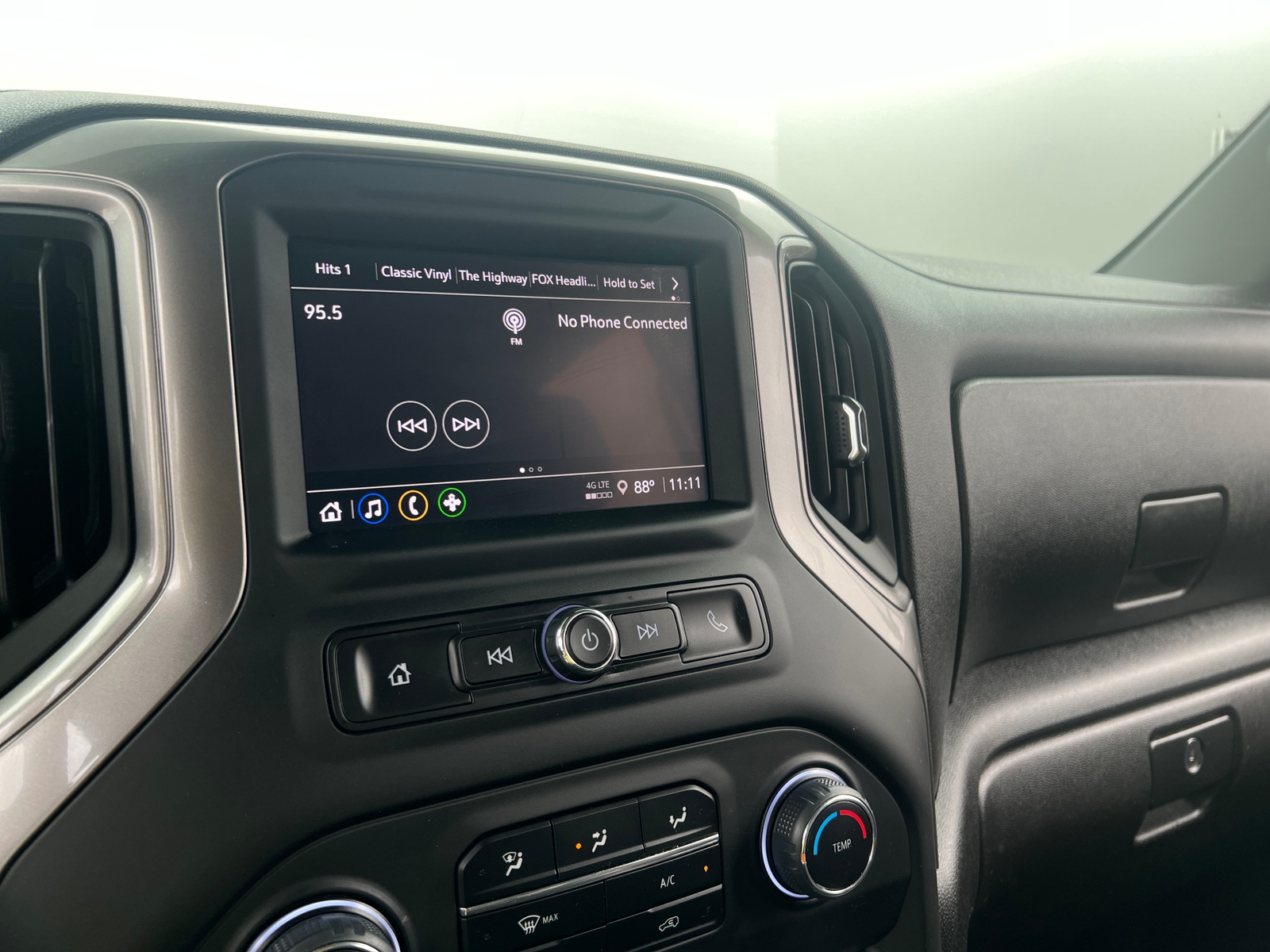 Thumbnail: 2024 Chevrolet Silverado 2500 - 4