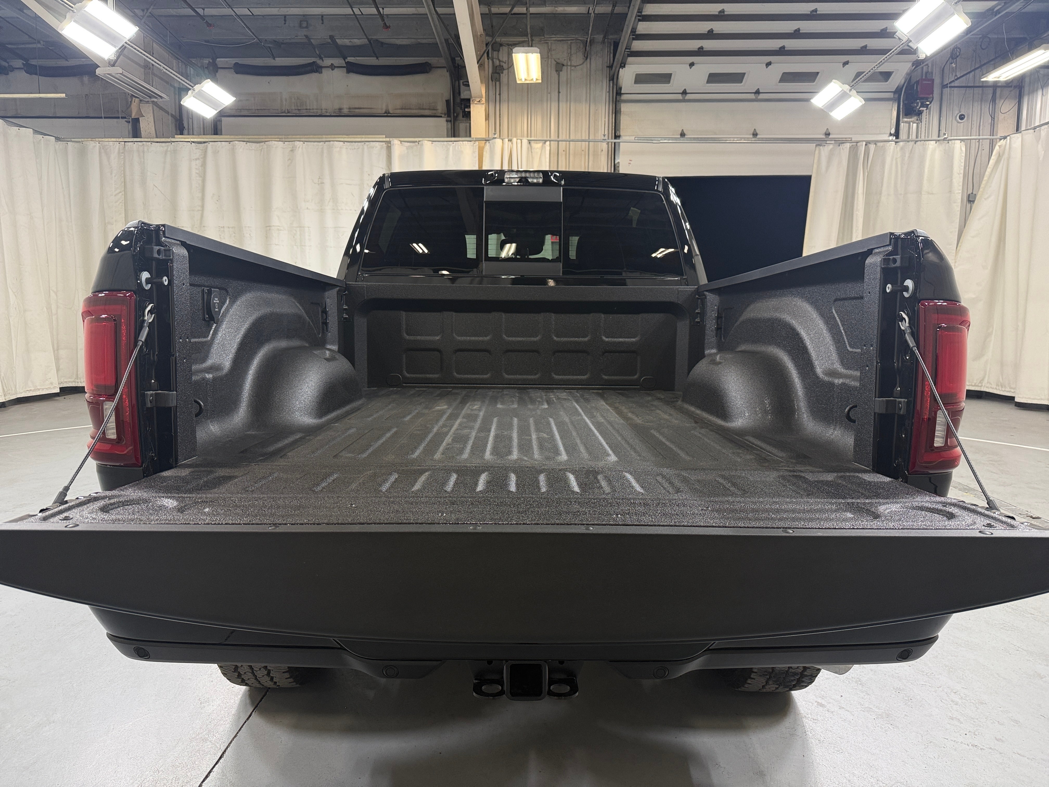 2026 RAM 2500 Big Horn/Lone Star - Photo 3