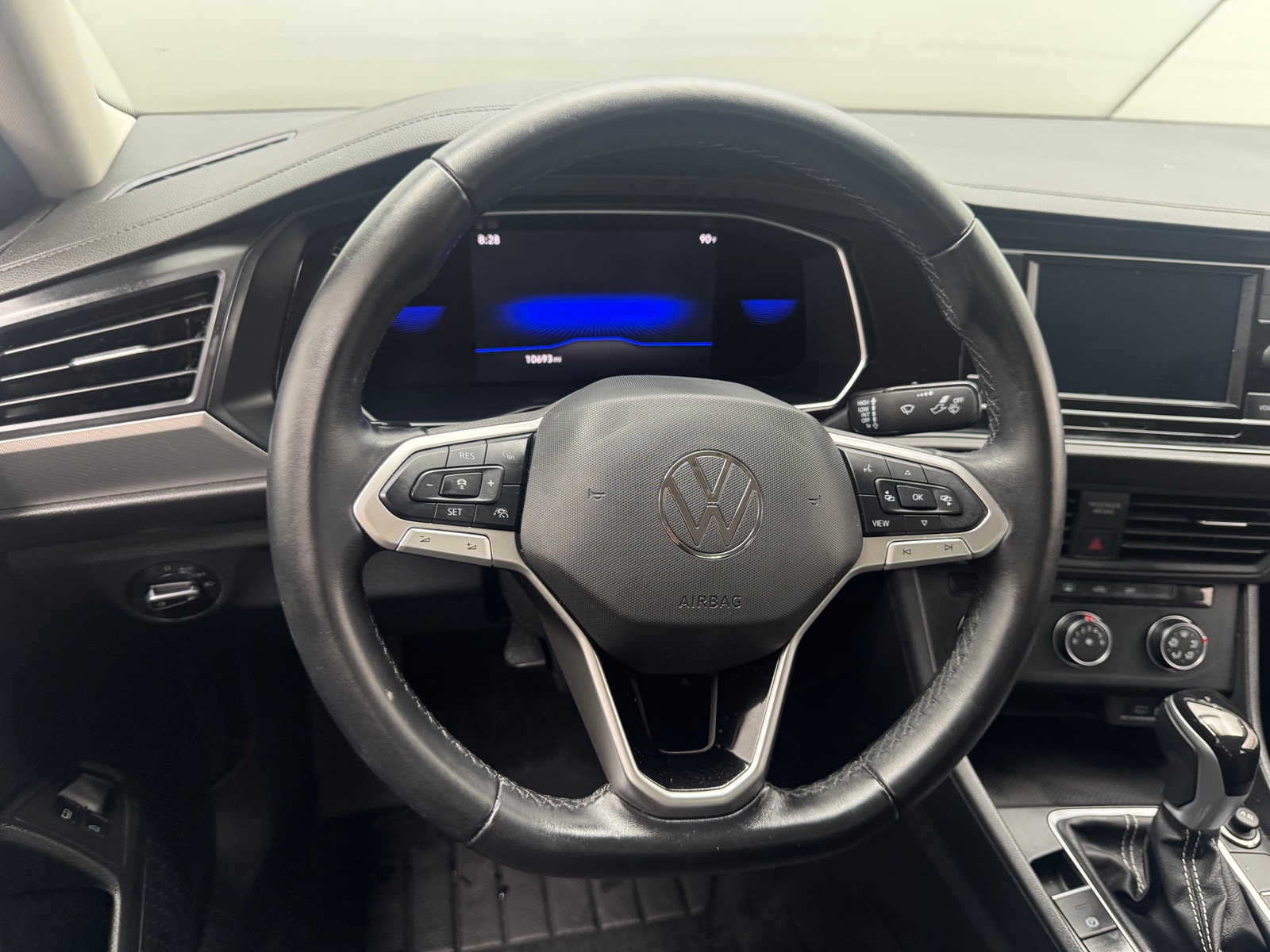 Thumbnail: 2022 Volkswagen Jetta - 5