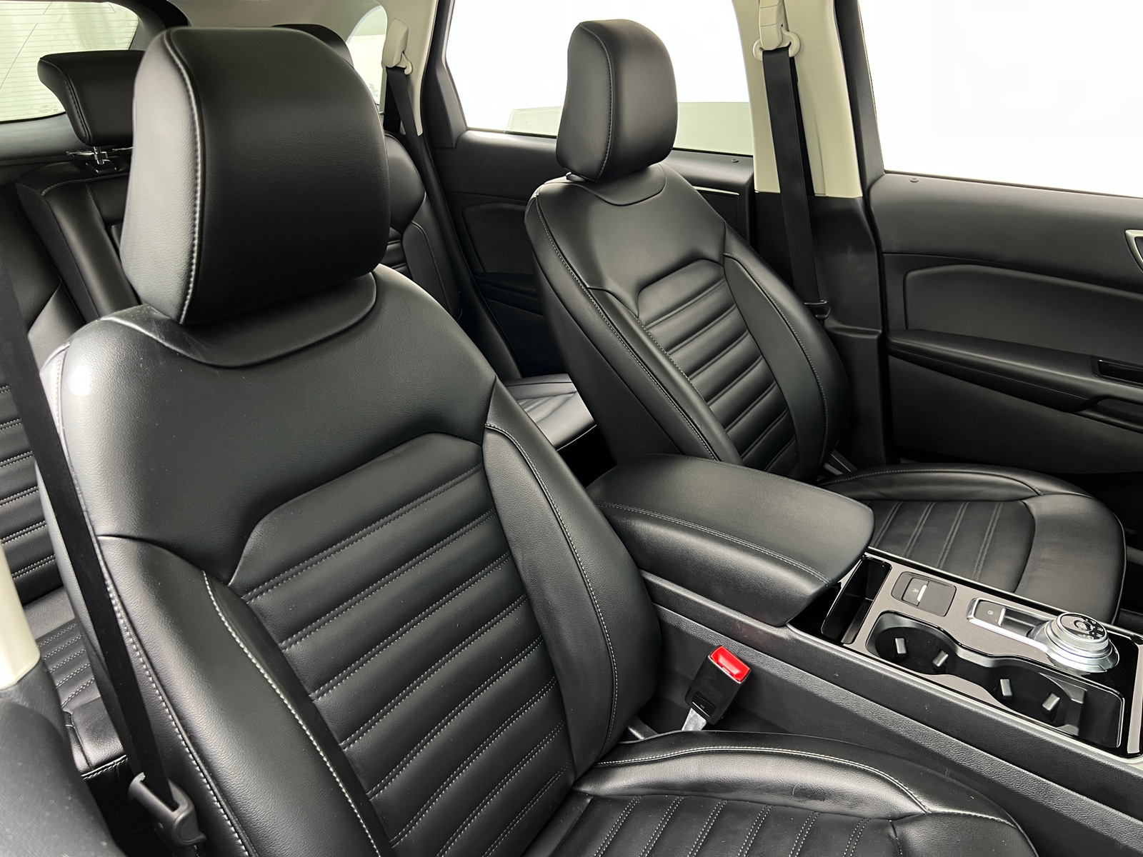 Thumbnail: 2020 Ford Edge - 2