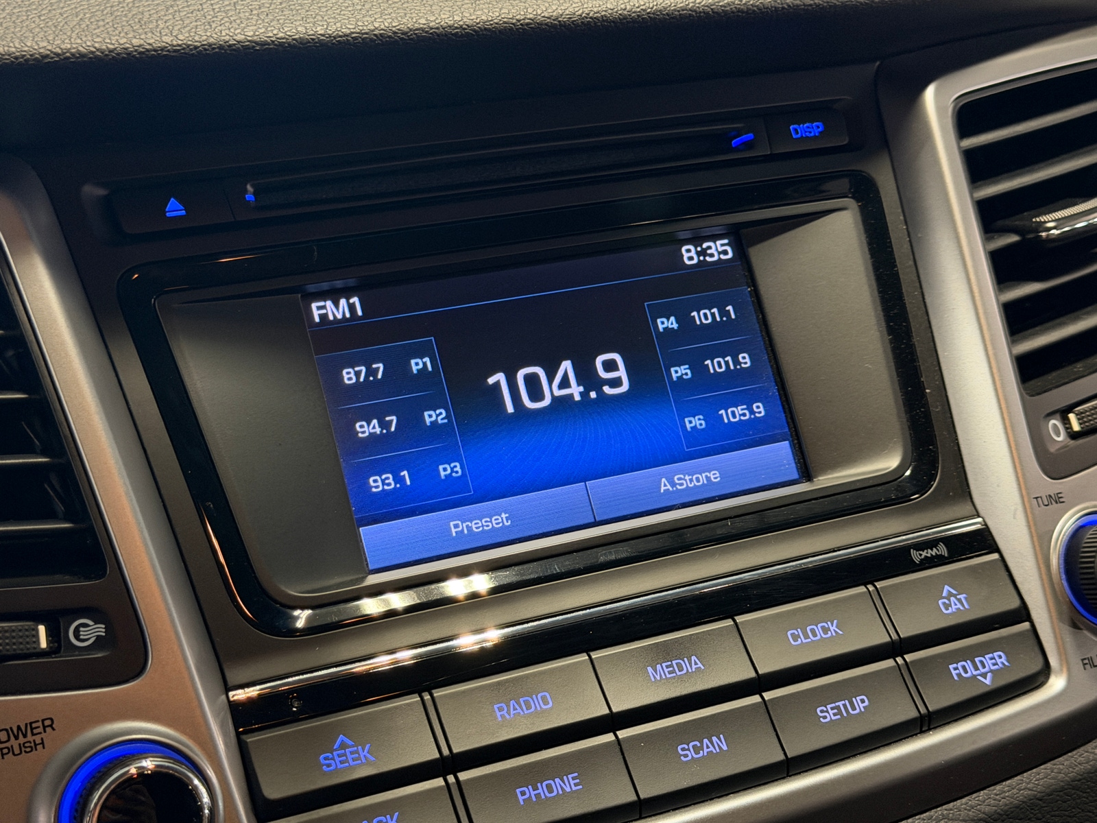 Thumbnail: 2016 Hyundai Tucson - 4