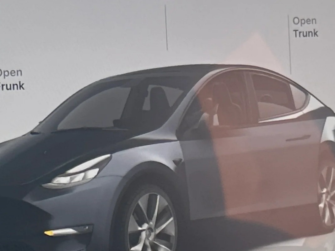 Thumbnail: 2023 Tesla Model Y - 3