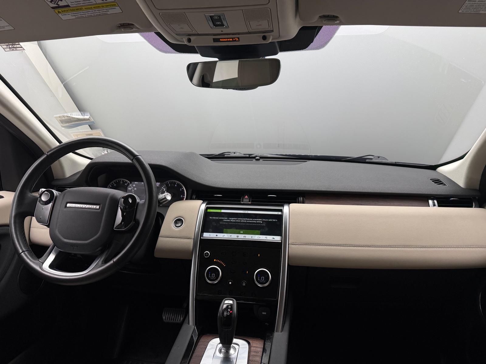 Thumbnail: 2020 Land Rover Discovery Sport - 2