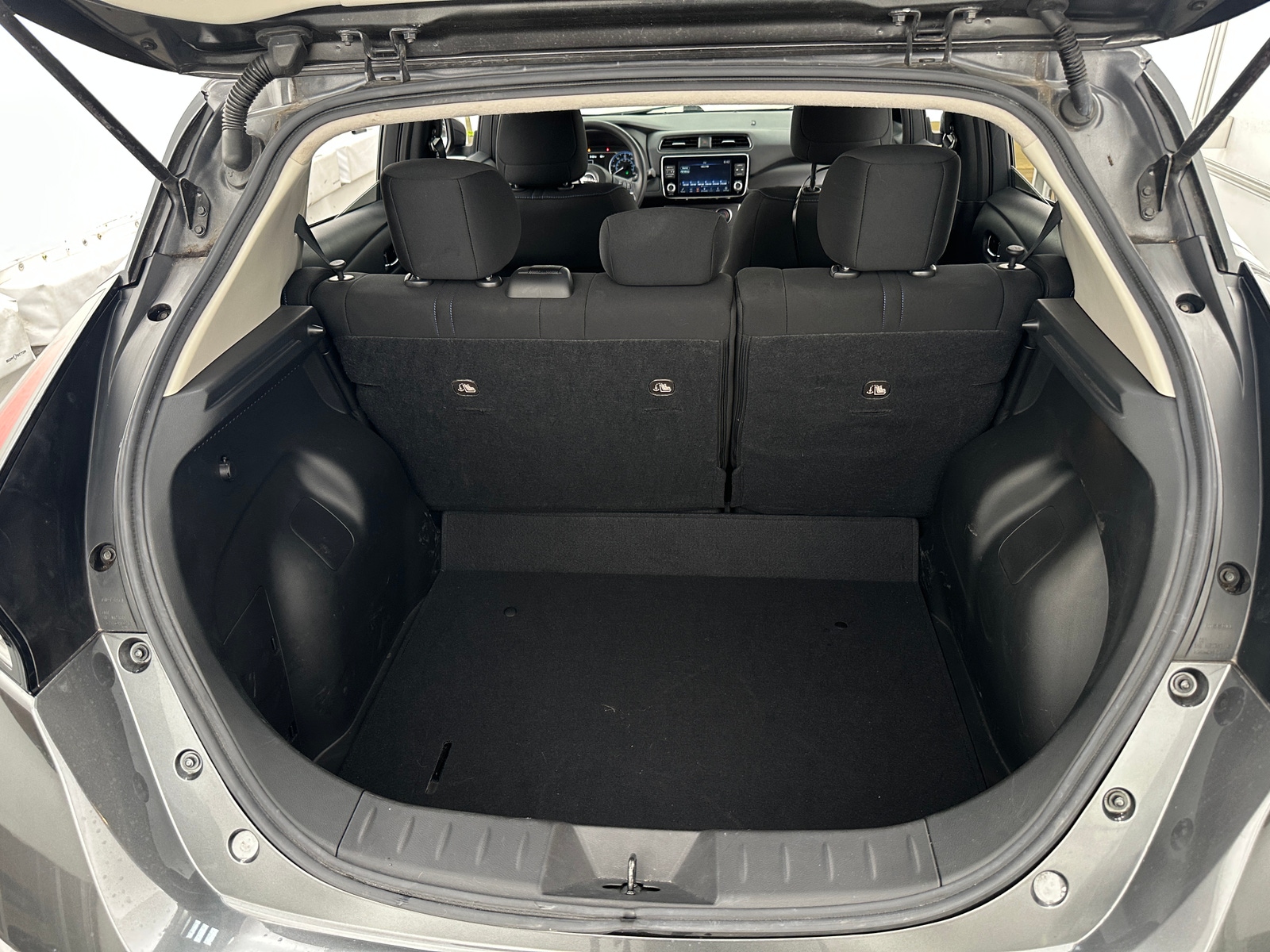 Thumbnail: 2023 Nissan Leaf - 7