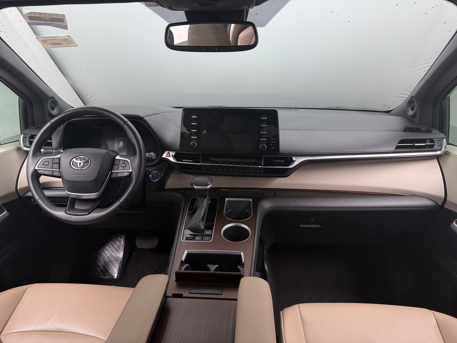 Thumbnail: 2022 Toyota Sienna - 2