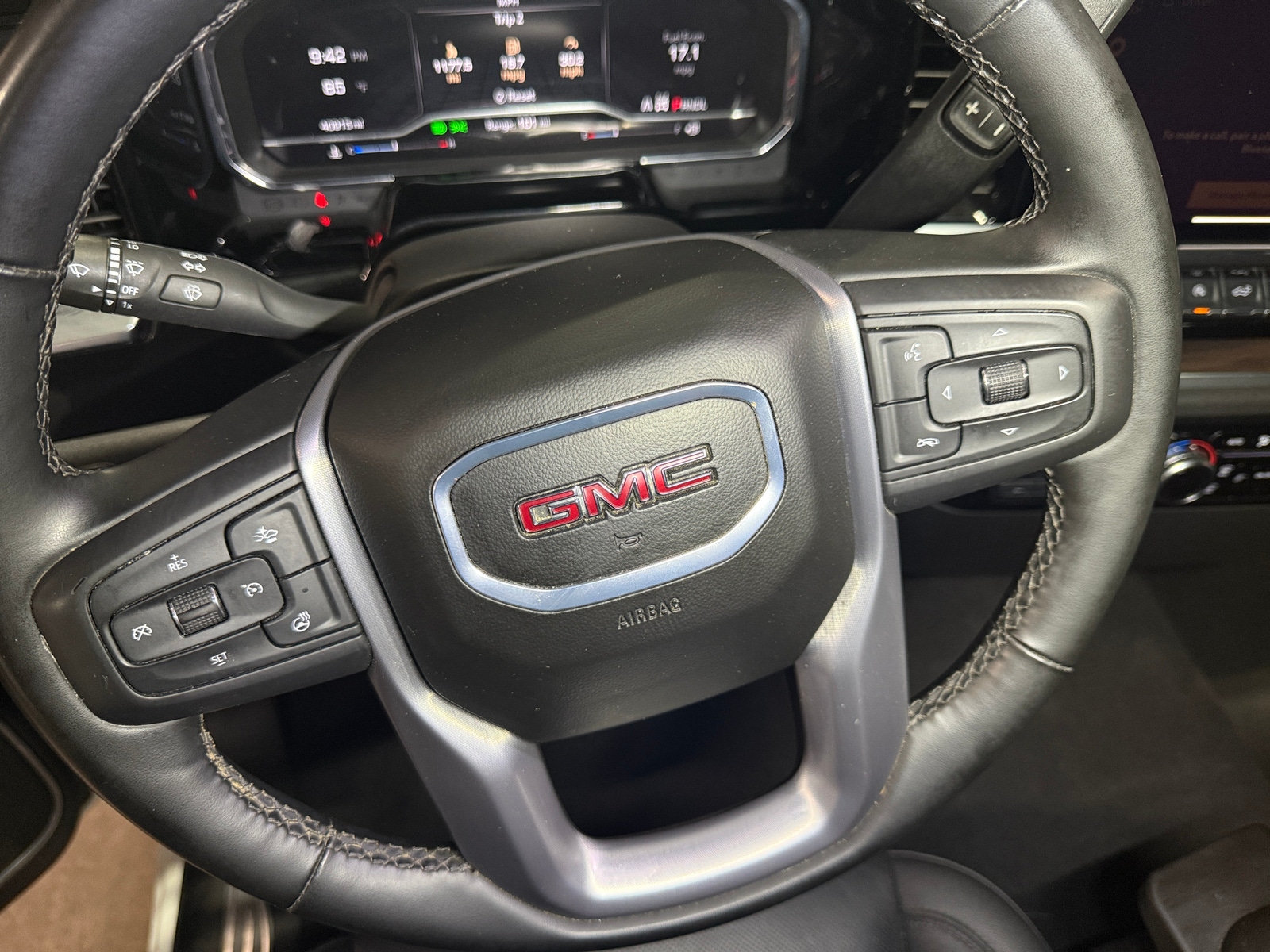 Thumbnail: 2025 GMC Sierra 1500 - 4