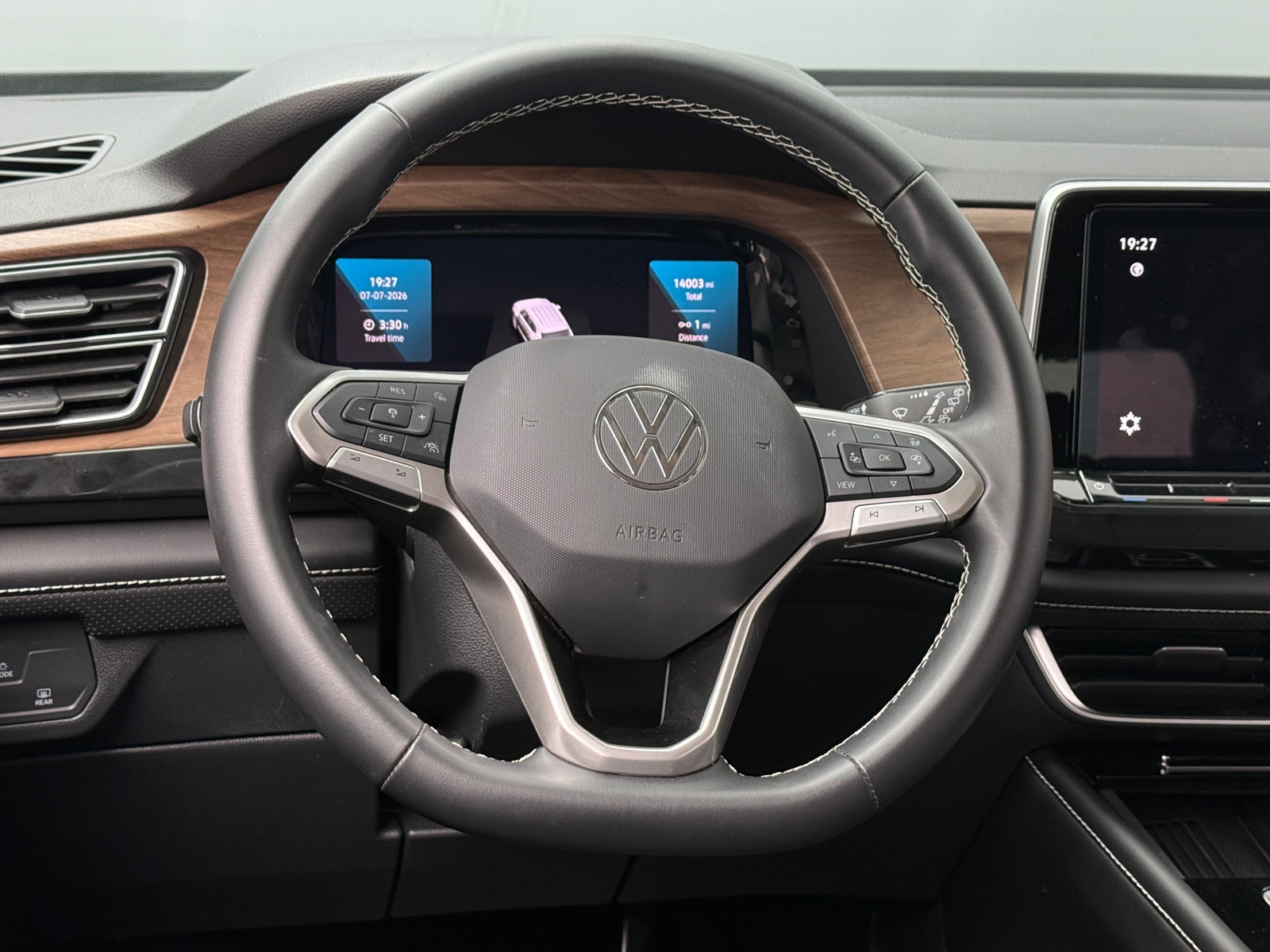 Thumbnail: 2026 Volkswagen Atlas - 4