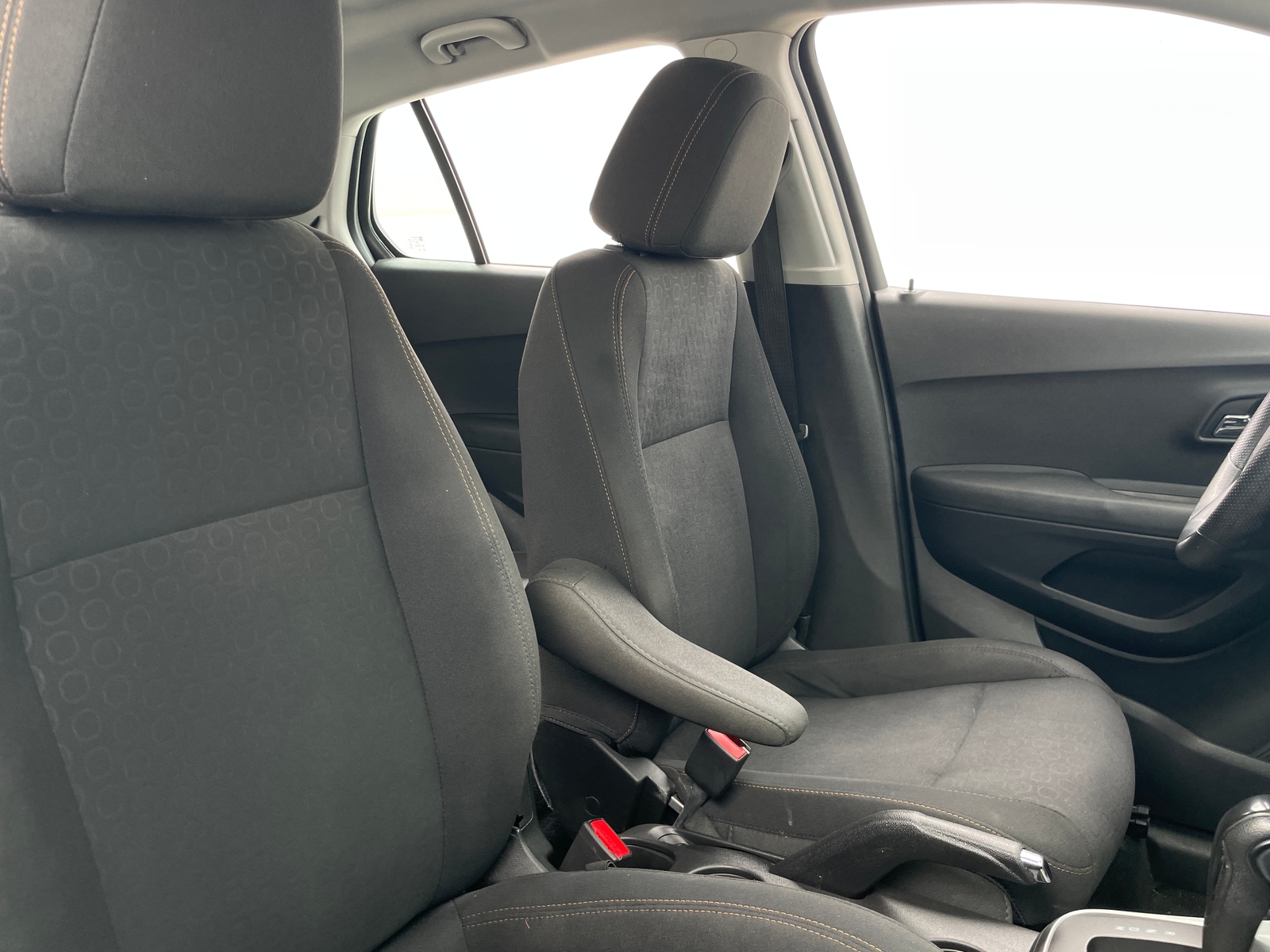 Thumbnail: 2019 Chevrolet Trax - 2