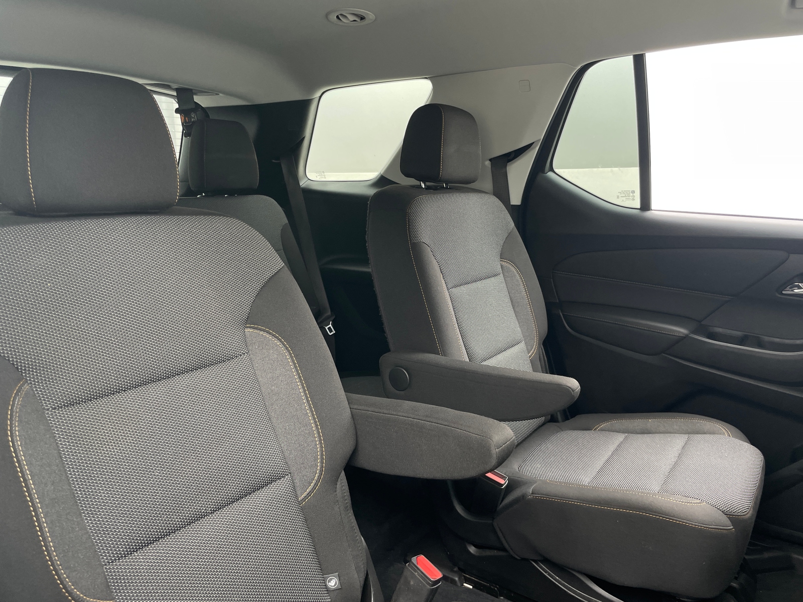 Thumbnail: 2021 Chevrolet Traverse - 6