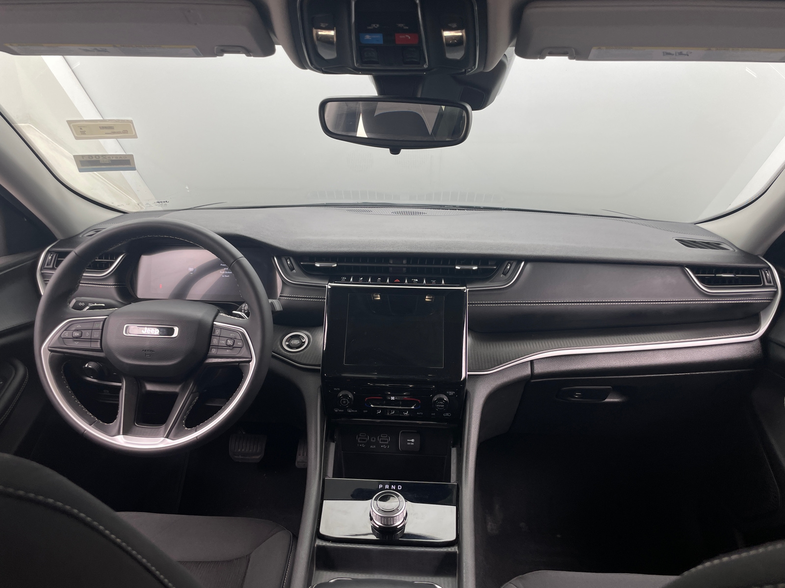 Thumbnail: 2024 Jeep Grand Cherokee - 3