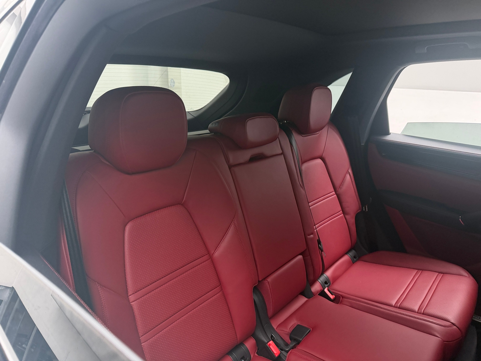 Thumbnail: 2023 Porsche Cayenne - 5