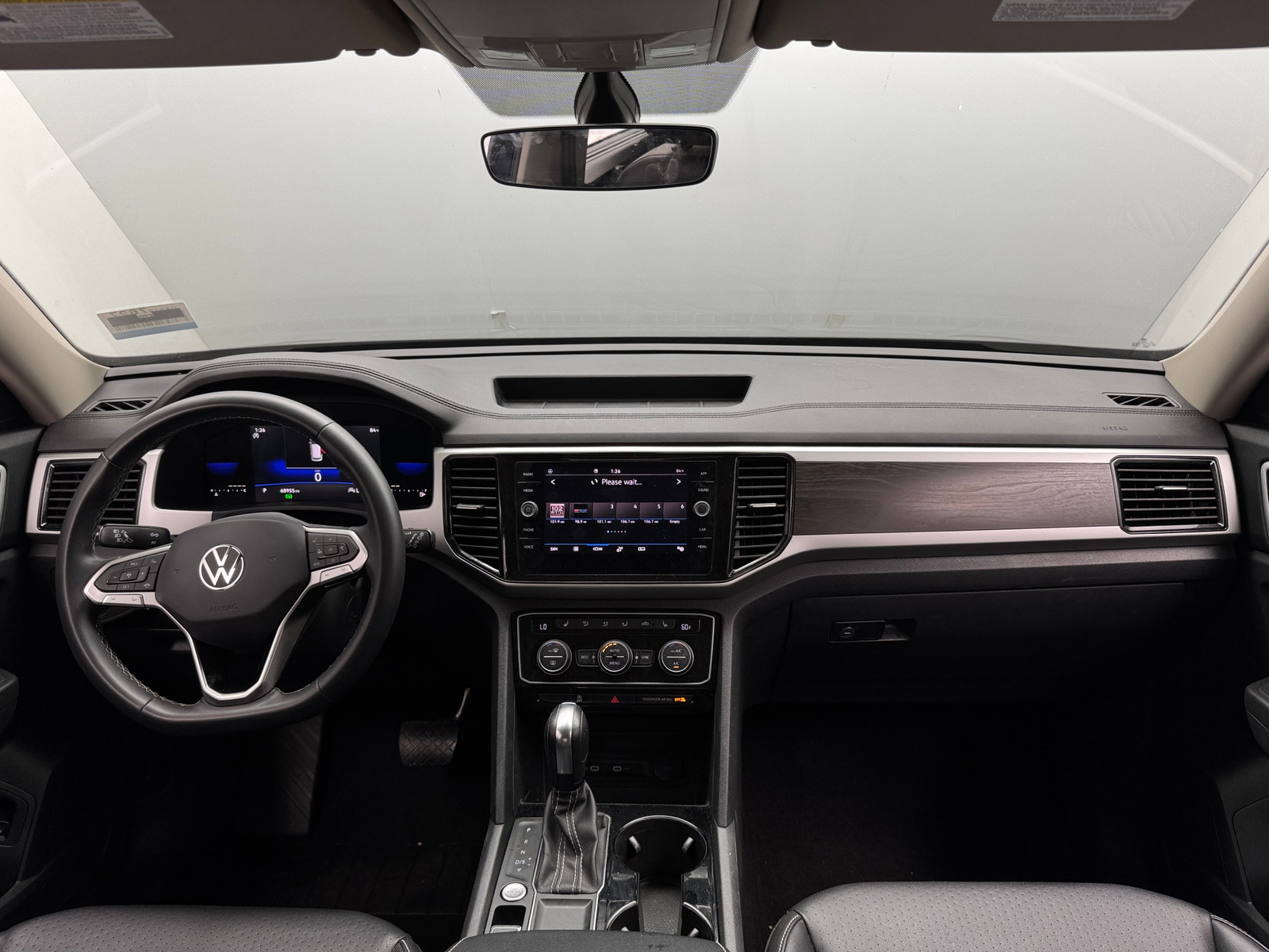 Thumbnail: 2022 Volkswagen Atlas - 2