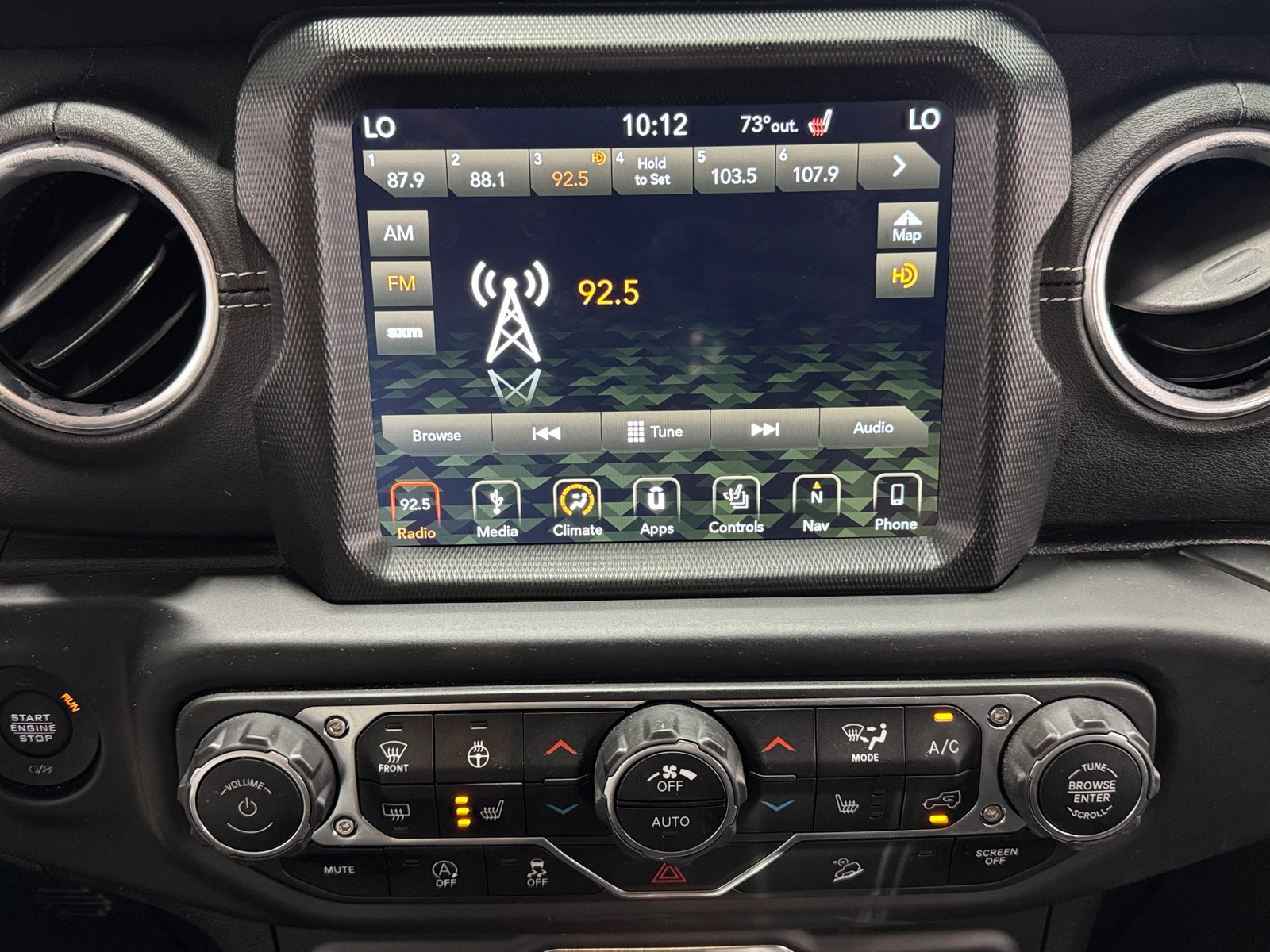 Thumbnail: 2019 Jeep Wrangler - 3