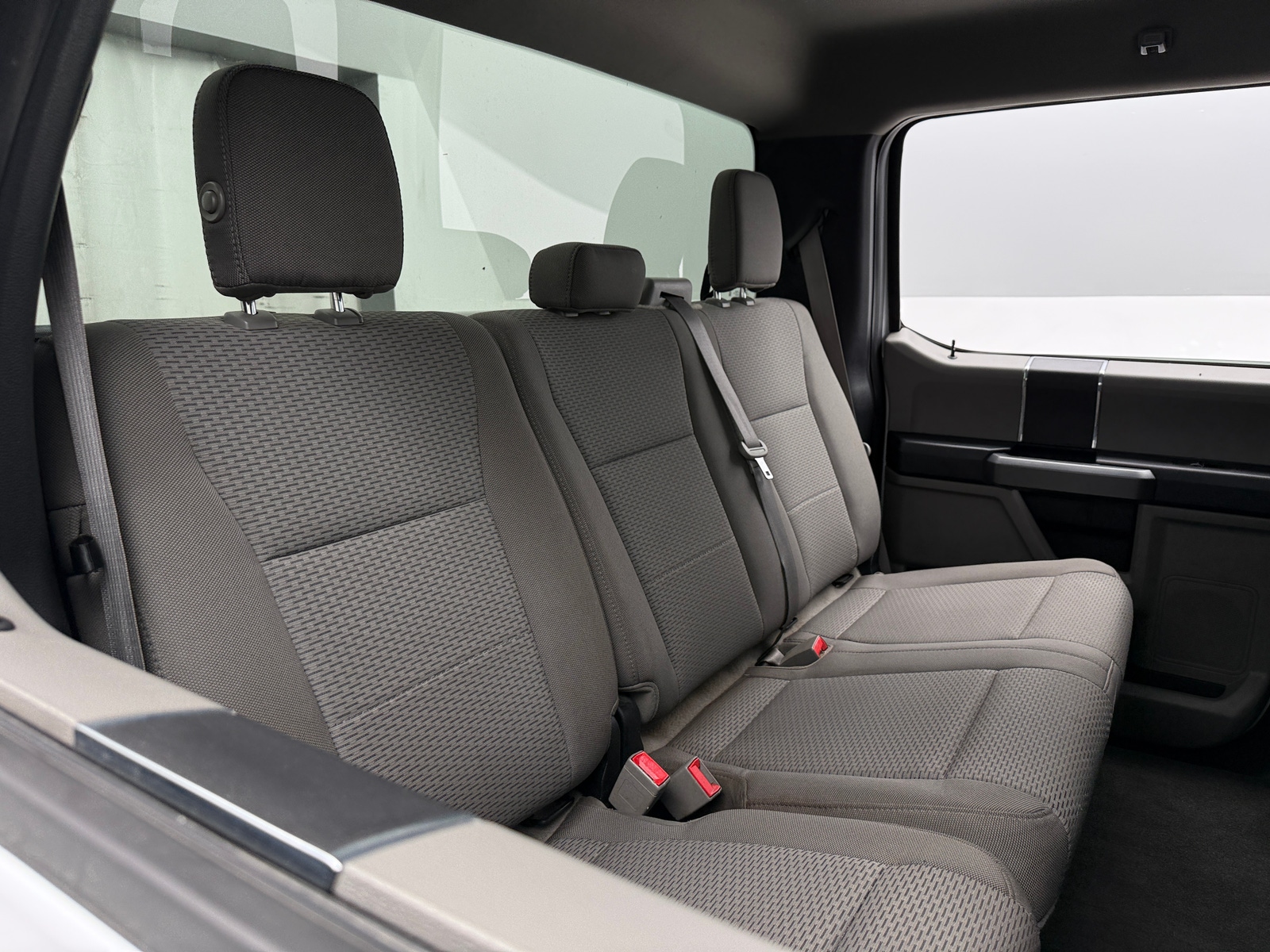 Thumbnail: 2018 Ford Econoline - 6