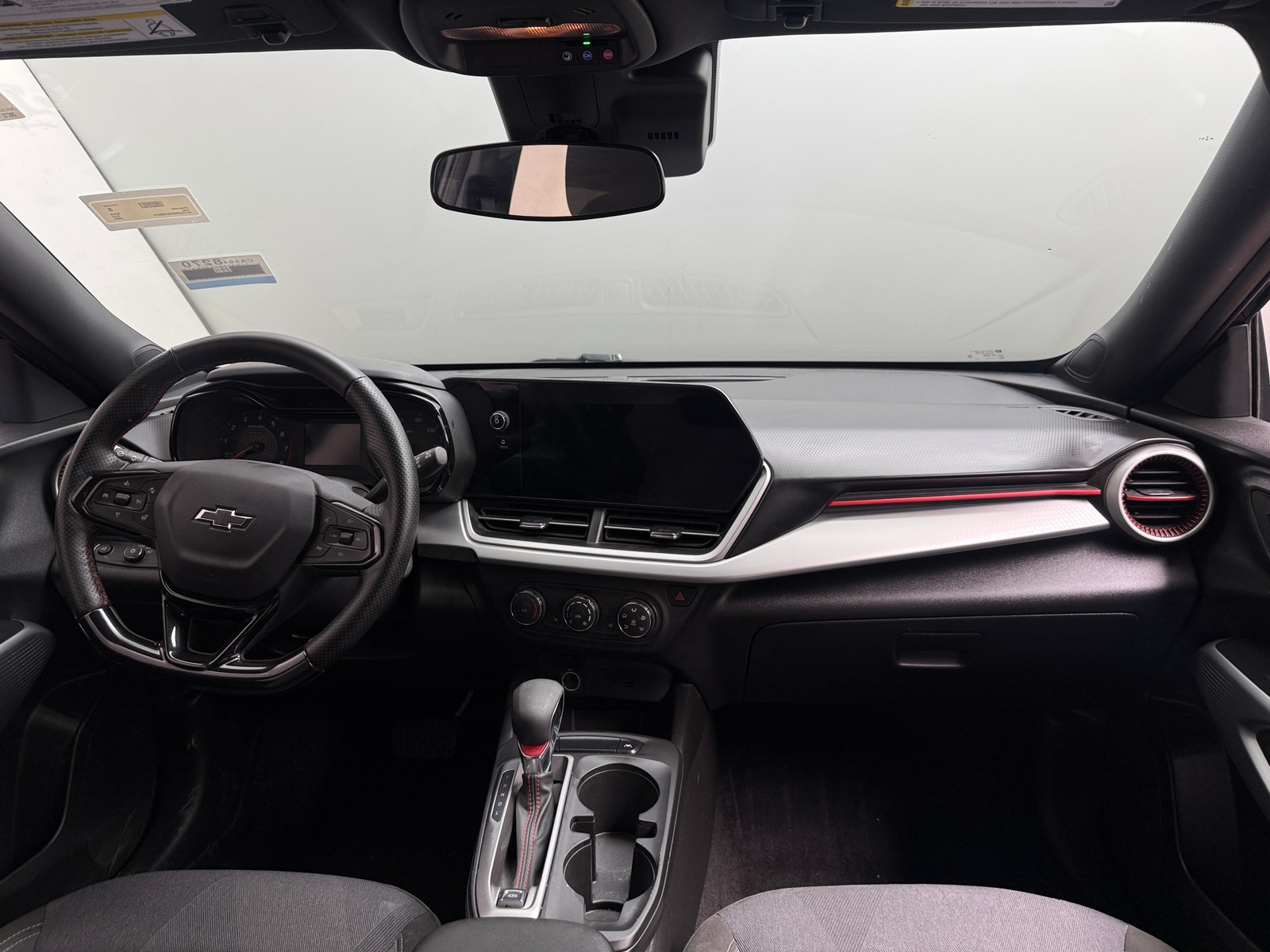 Thumbnail: 2024 Chevrolet Trax - 3