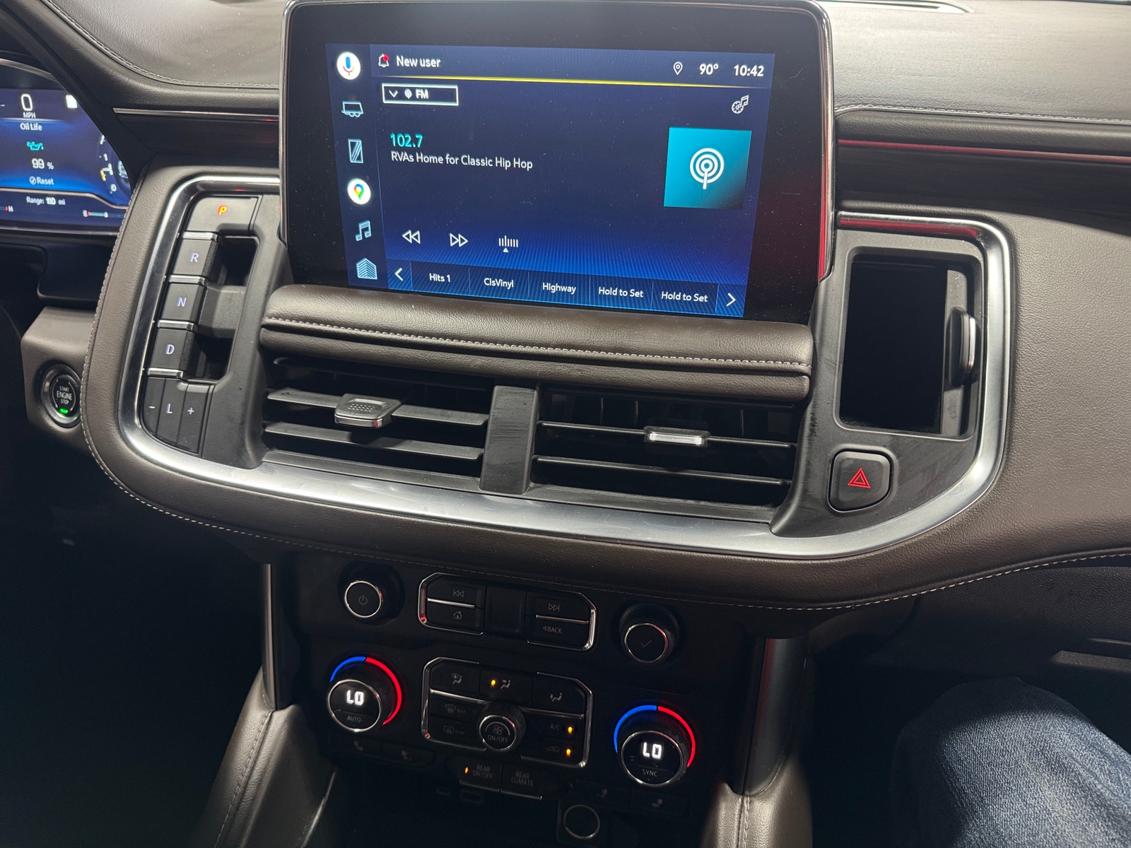 Thumbnail: 2022 Chevrolet Suburban - 3