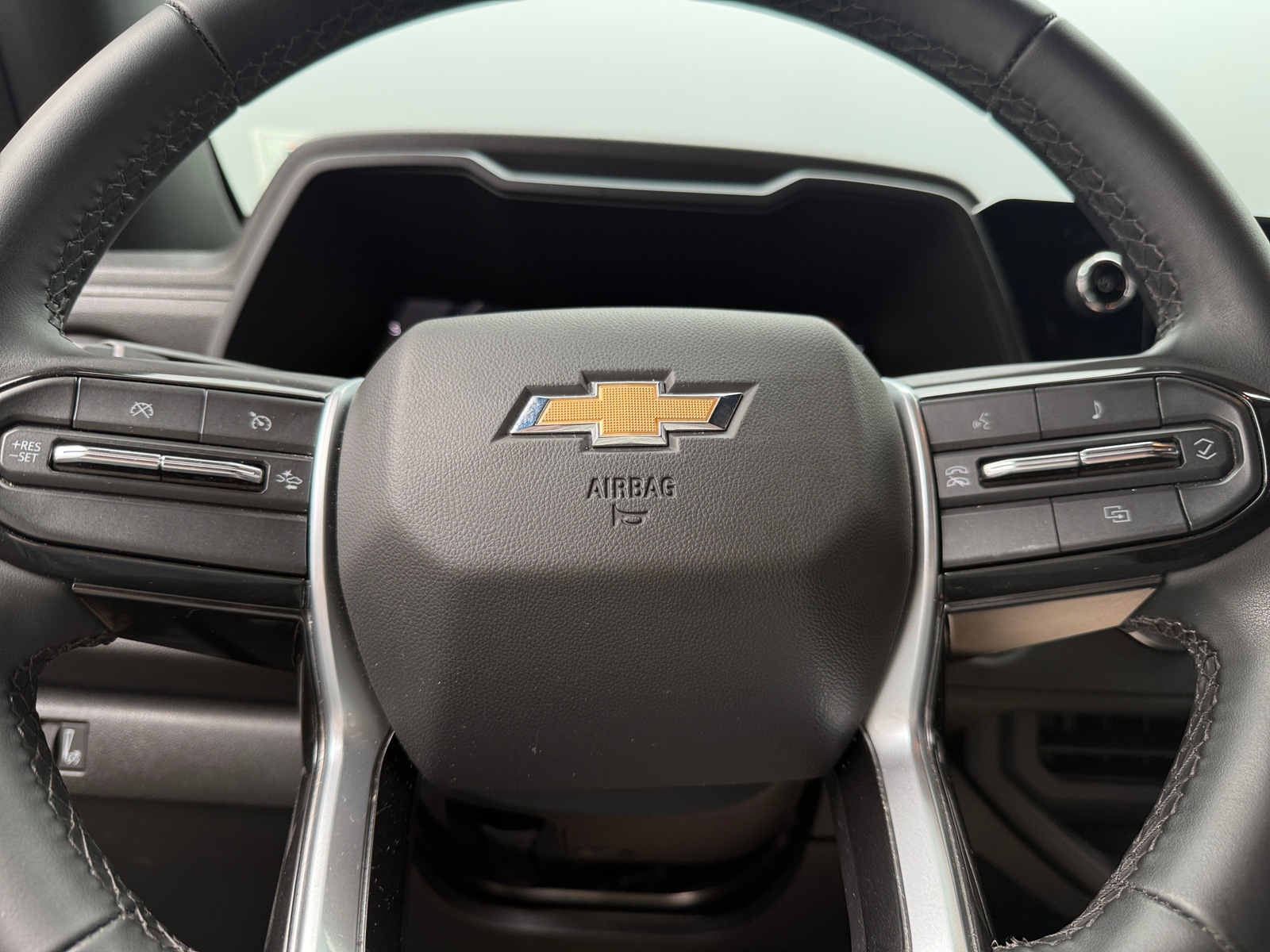 Thumbnail: 2025 Chevrolet Colorado - 5