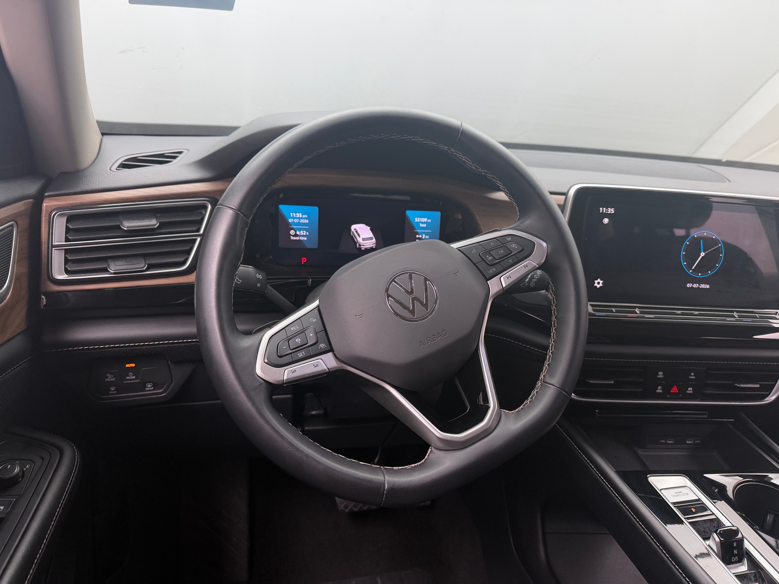 Thumbnail: 2024 Volkswagen Atlas - 4