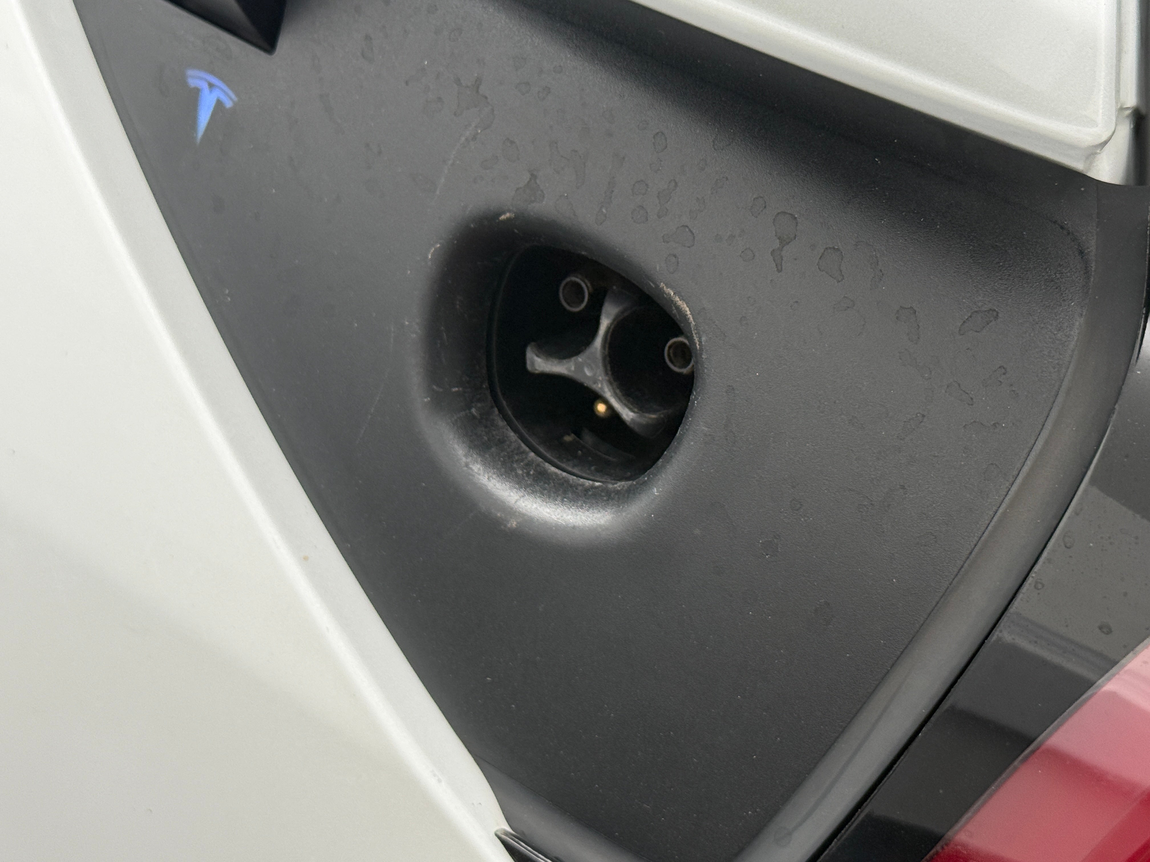 Used 2022 Tesla Model 3 Long Range with VIN 5YJ3E1EBXNF332616 for sale in Oak Creek, WI