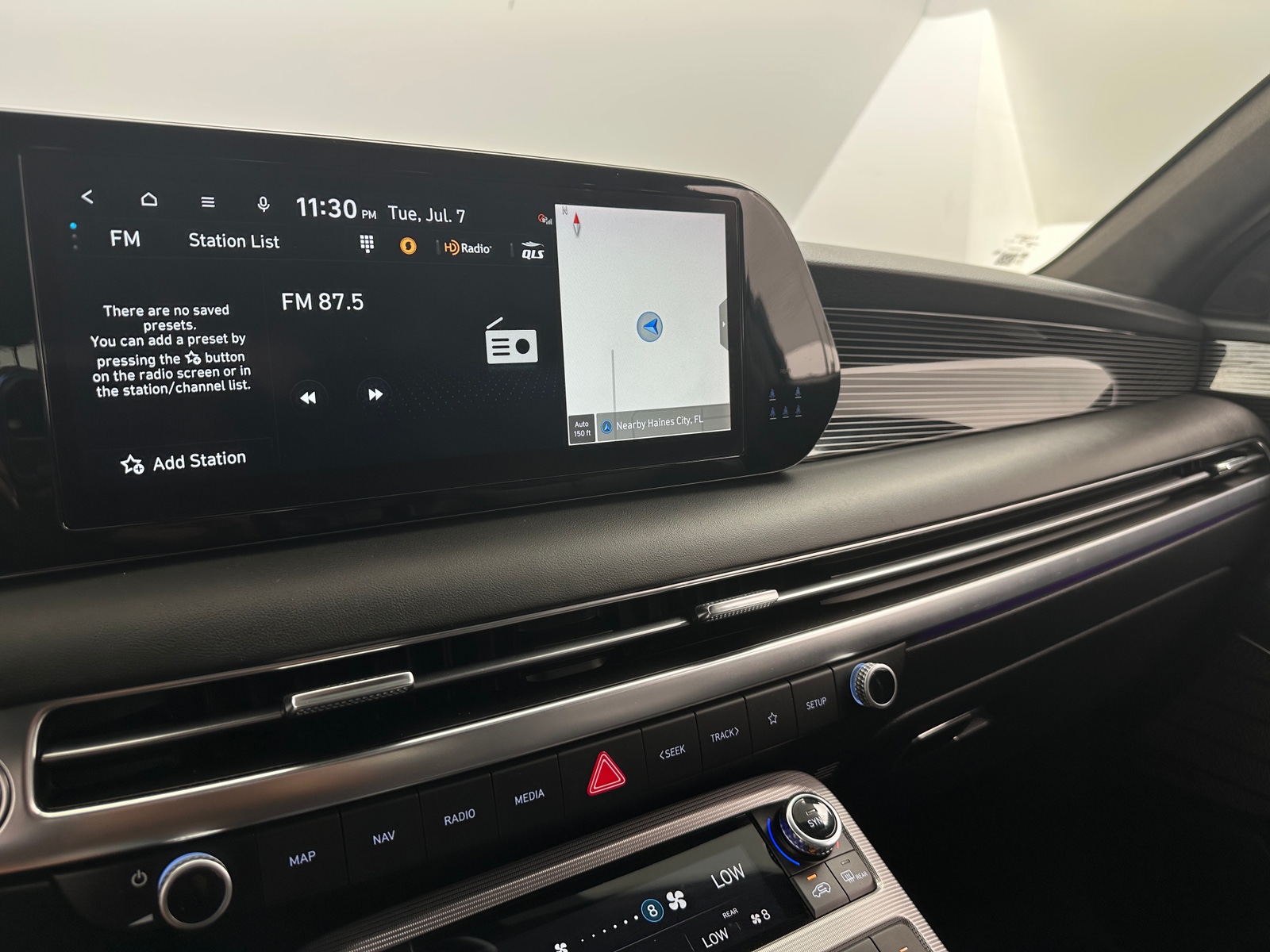 Thumbnail: 2023 Hyundai Palisade - 3