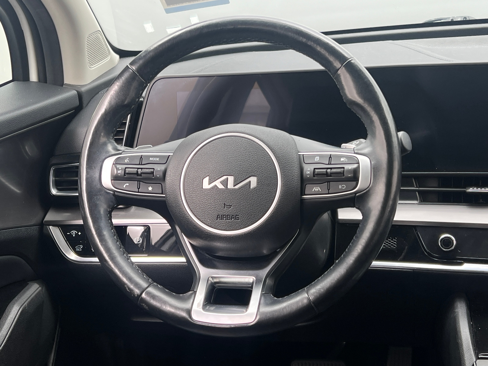 Thumbnail: 2023 Kia Sportage - 4